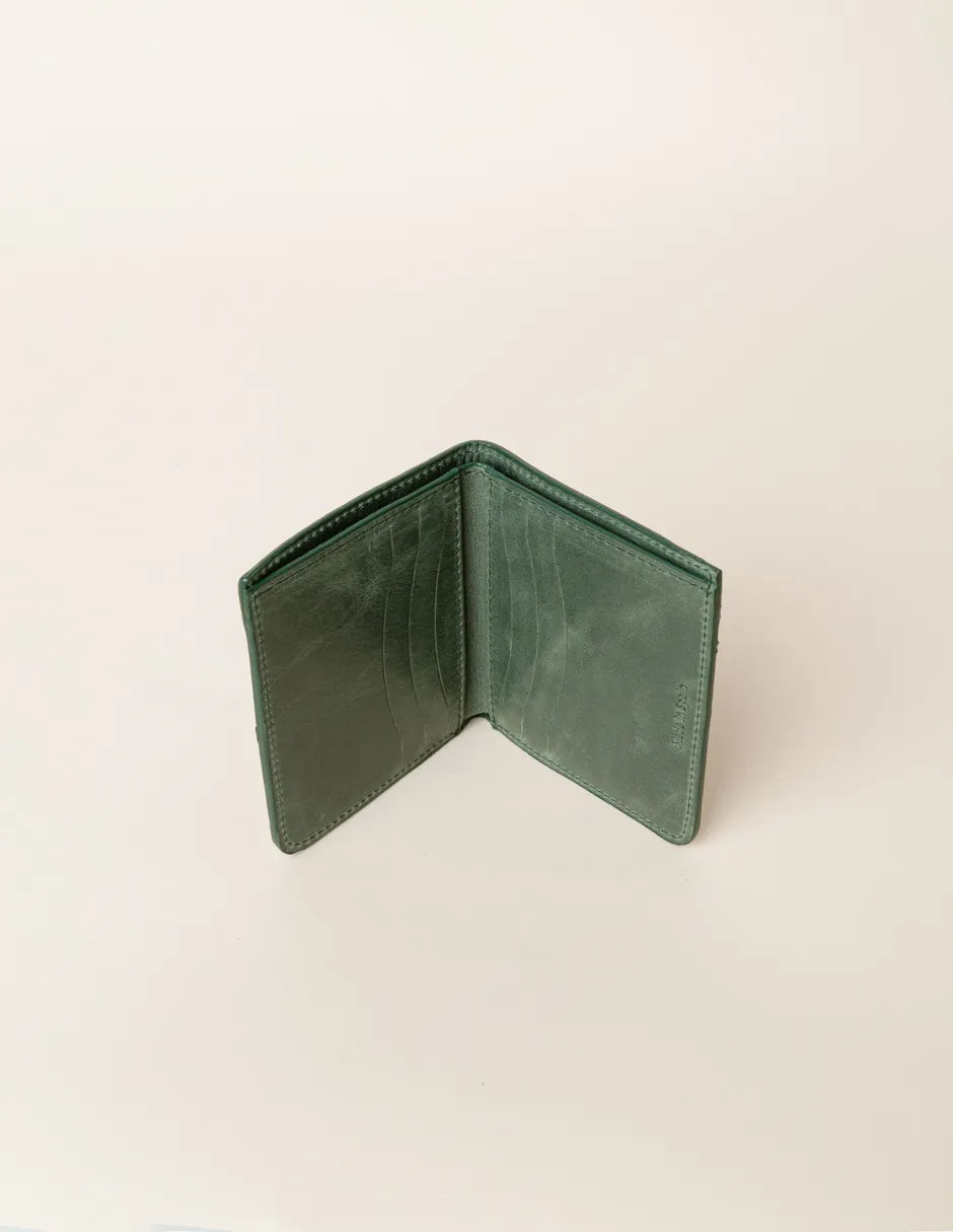Cartera de piel verde