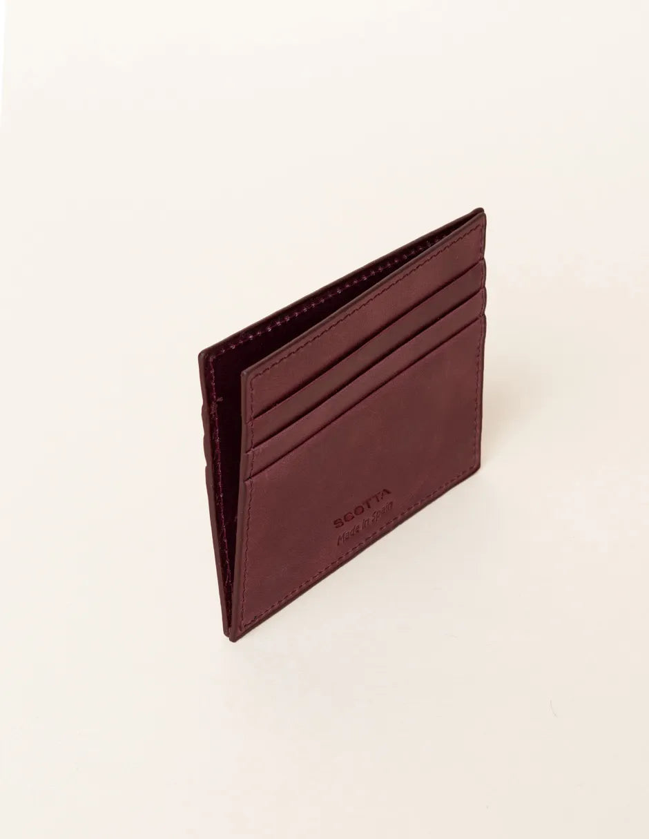 Tarjetero de piel burdeos