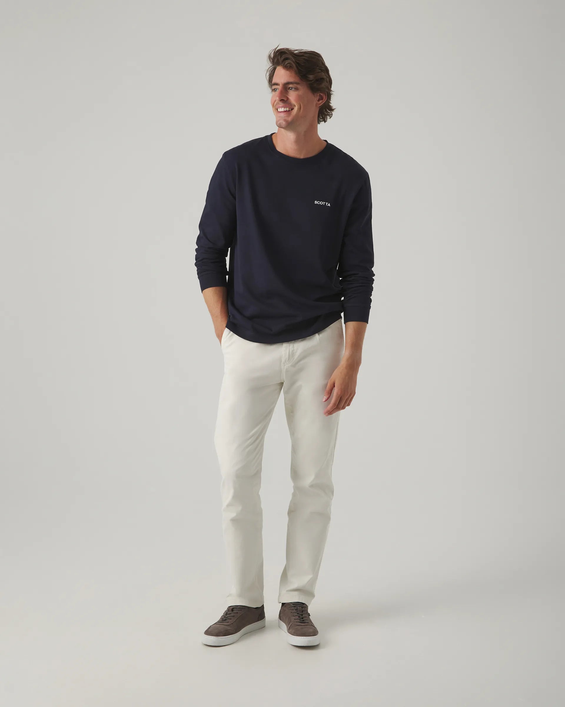 Camiseta azul manga larga