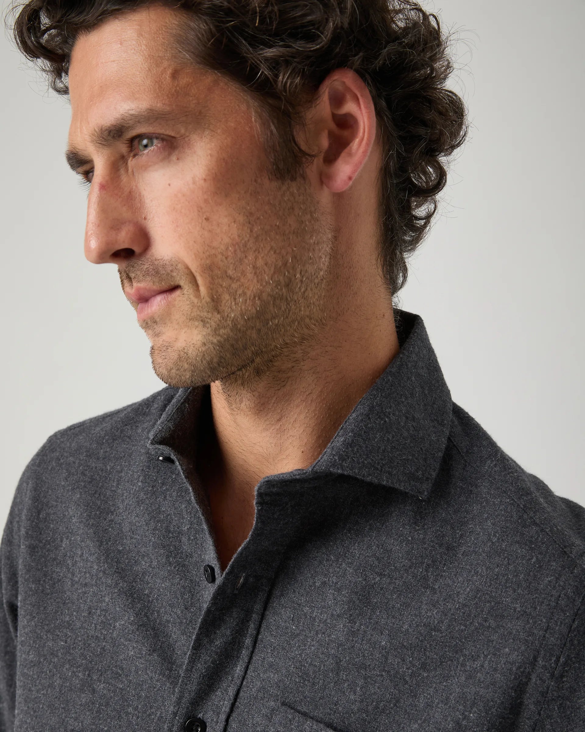 Camisa con bolsillo hombre