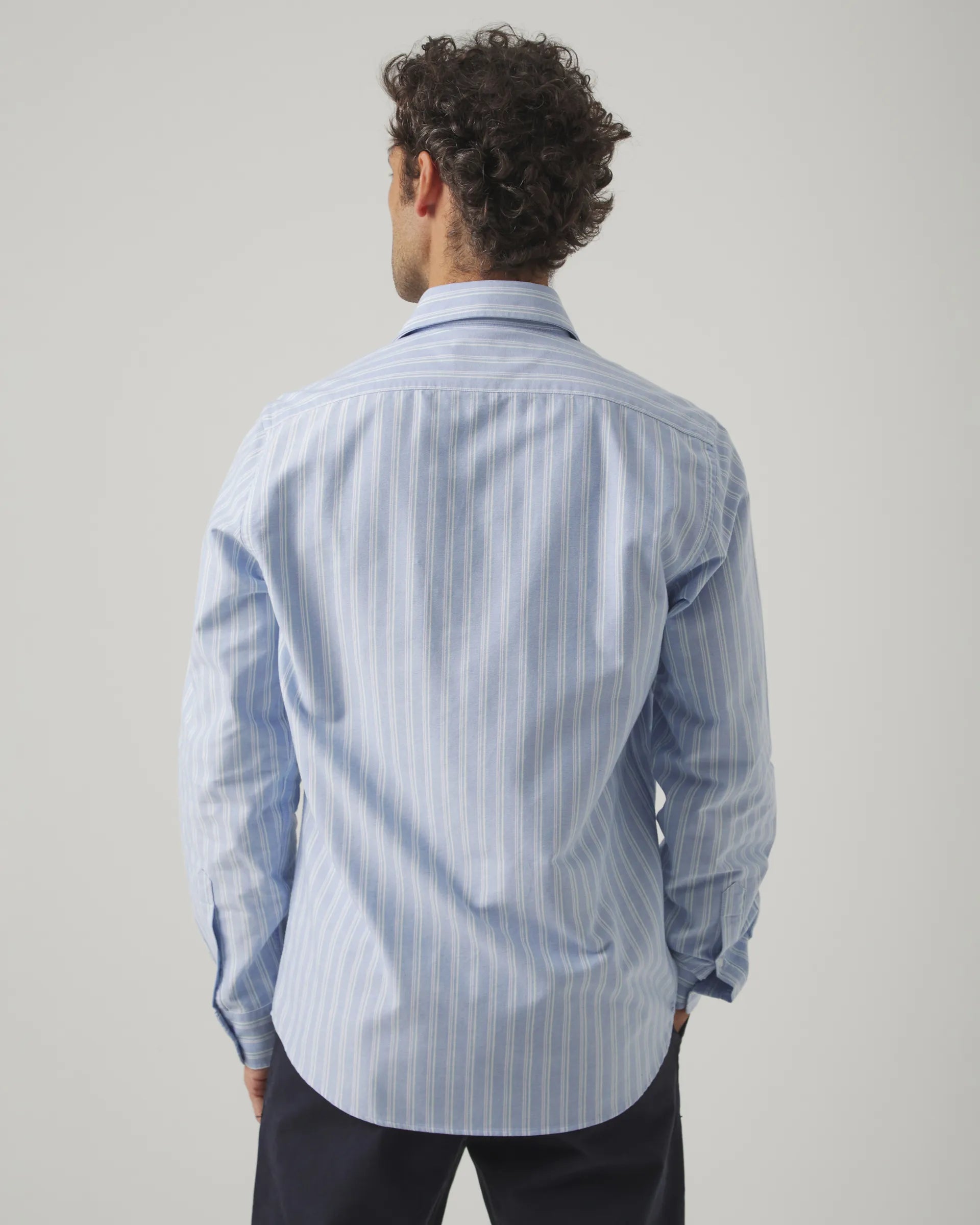 Camisa con bolsillo hombre