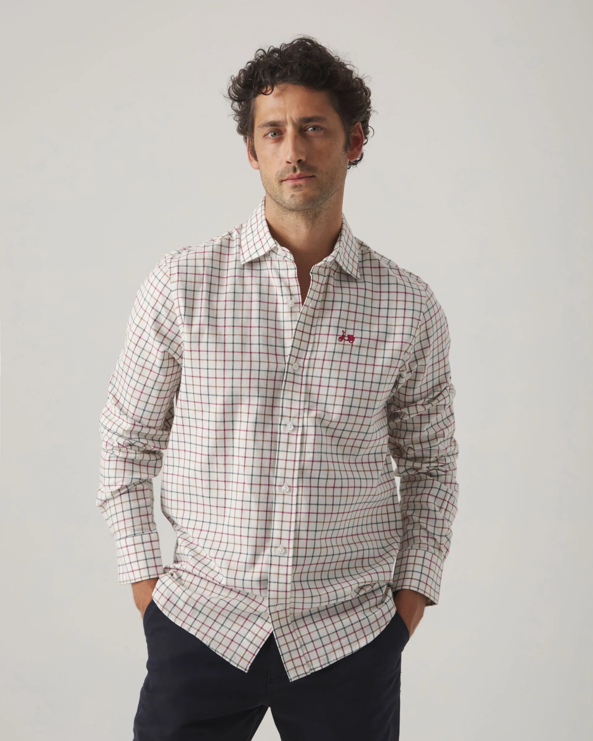 Camisa de cuadros con logo