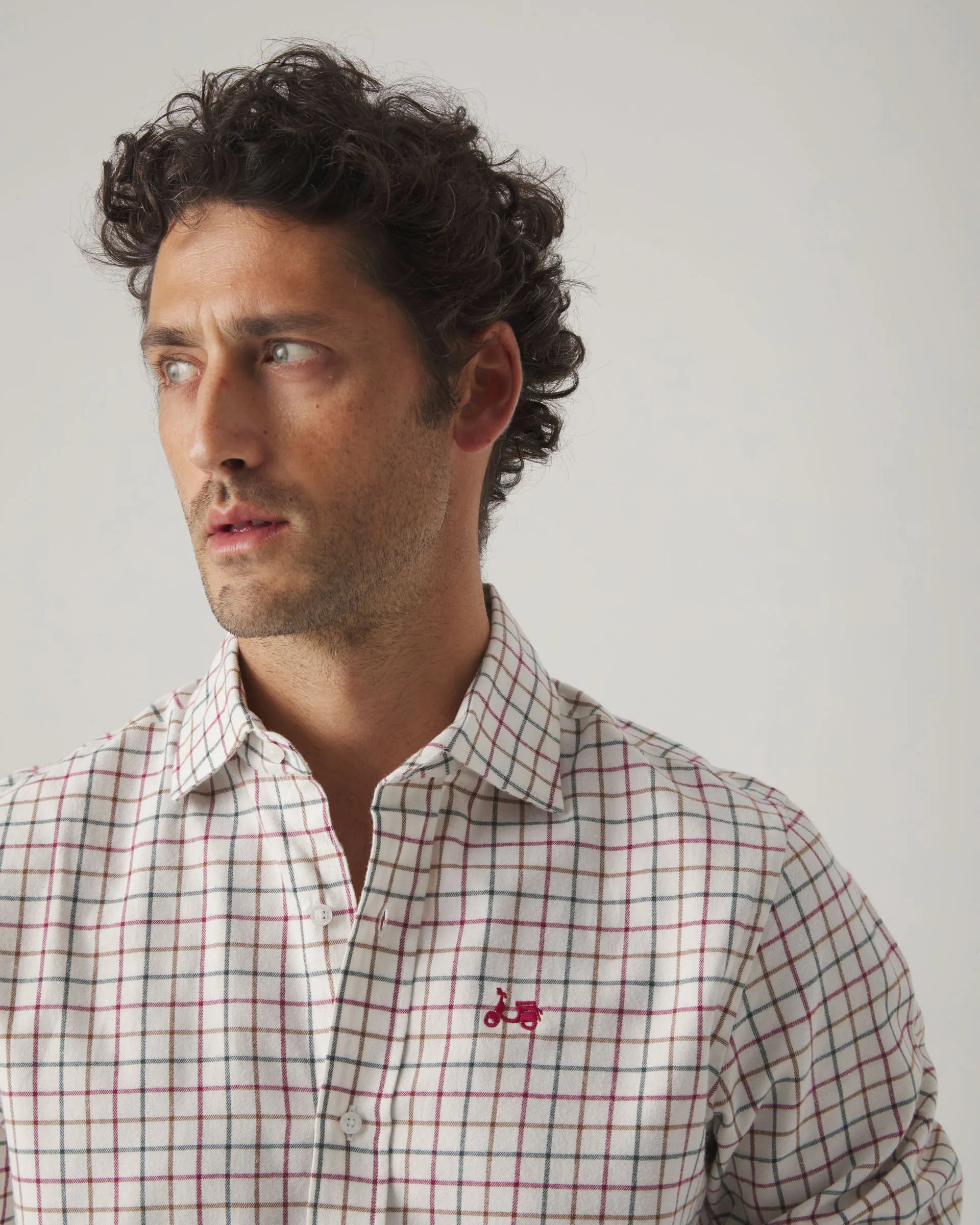 Camisa de cuadros con logo