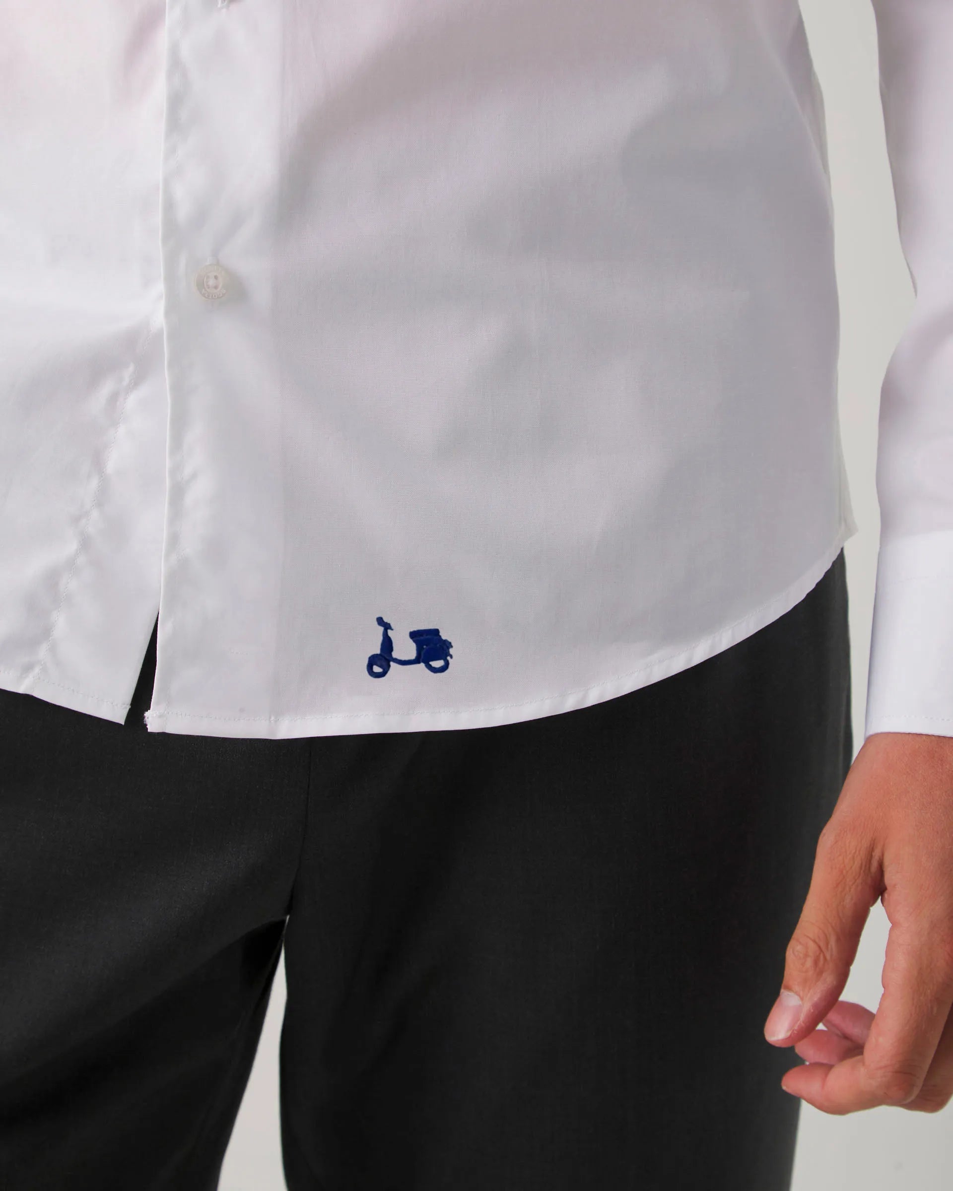 Camisa de vestir blanca