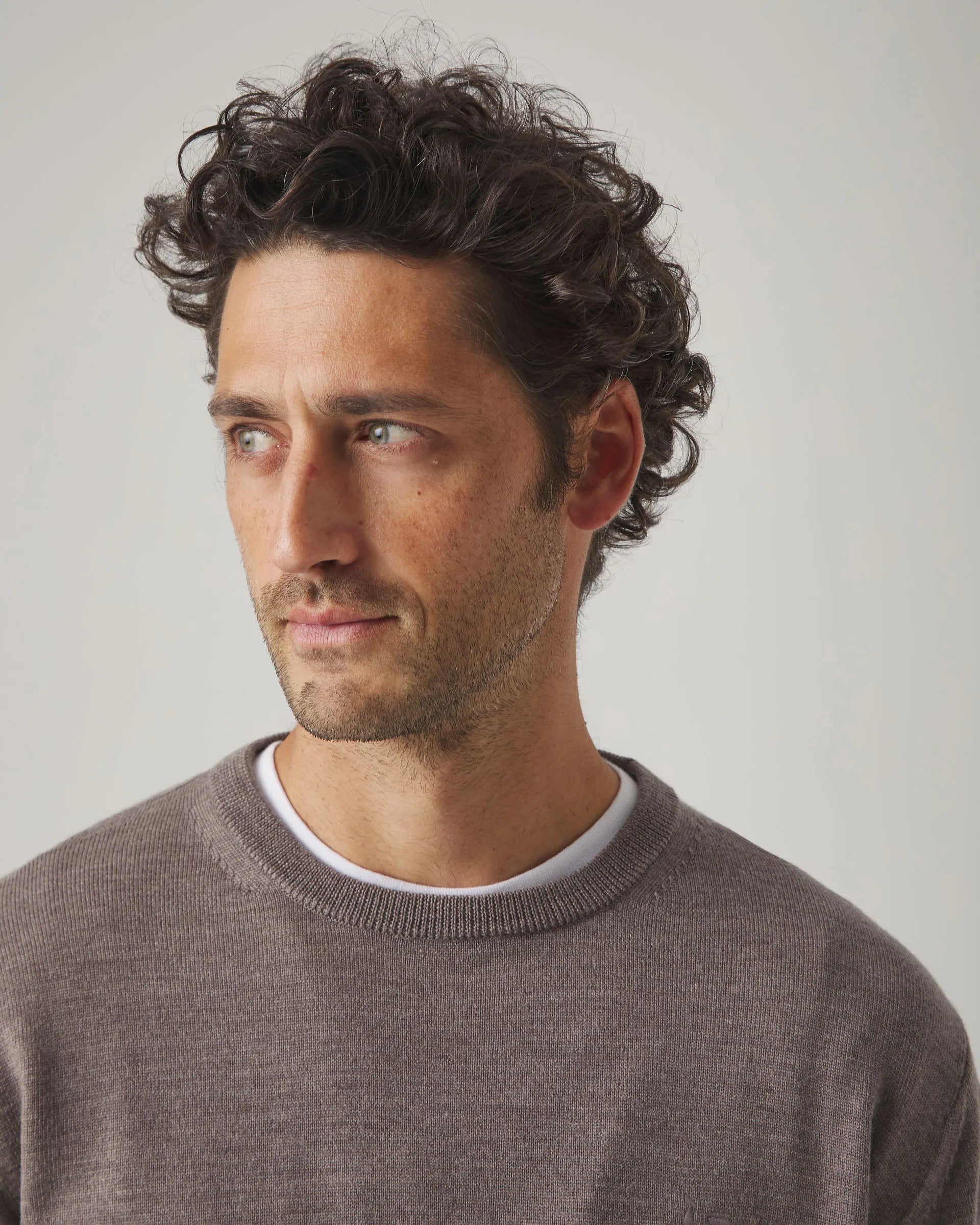 Jersey cuello redondo marrón