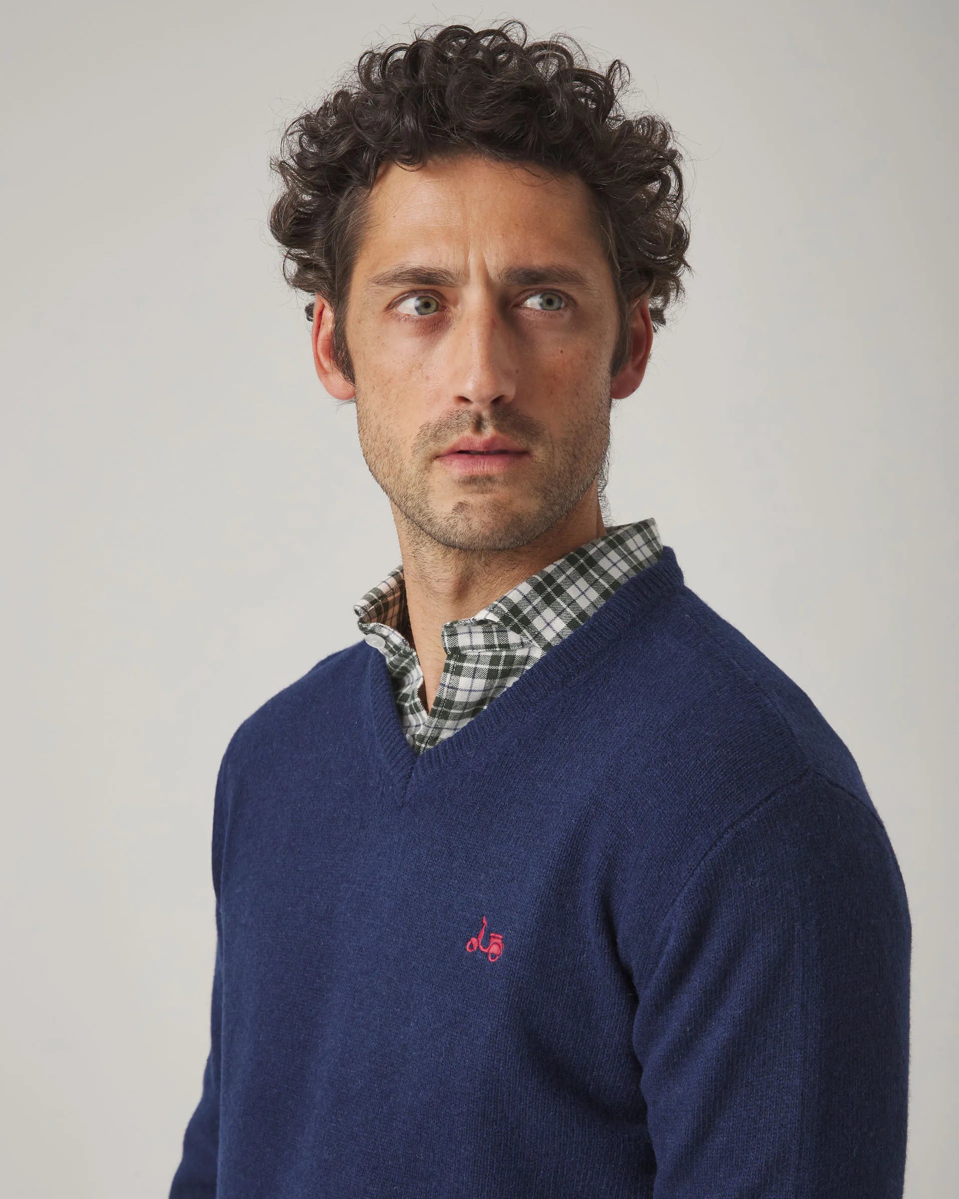 Jersey cuello pico en azul