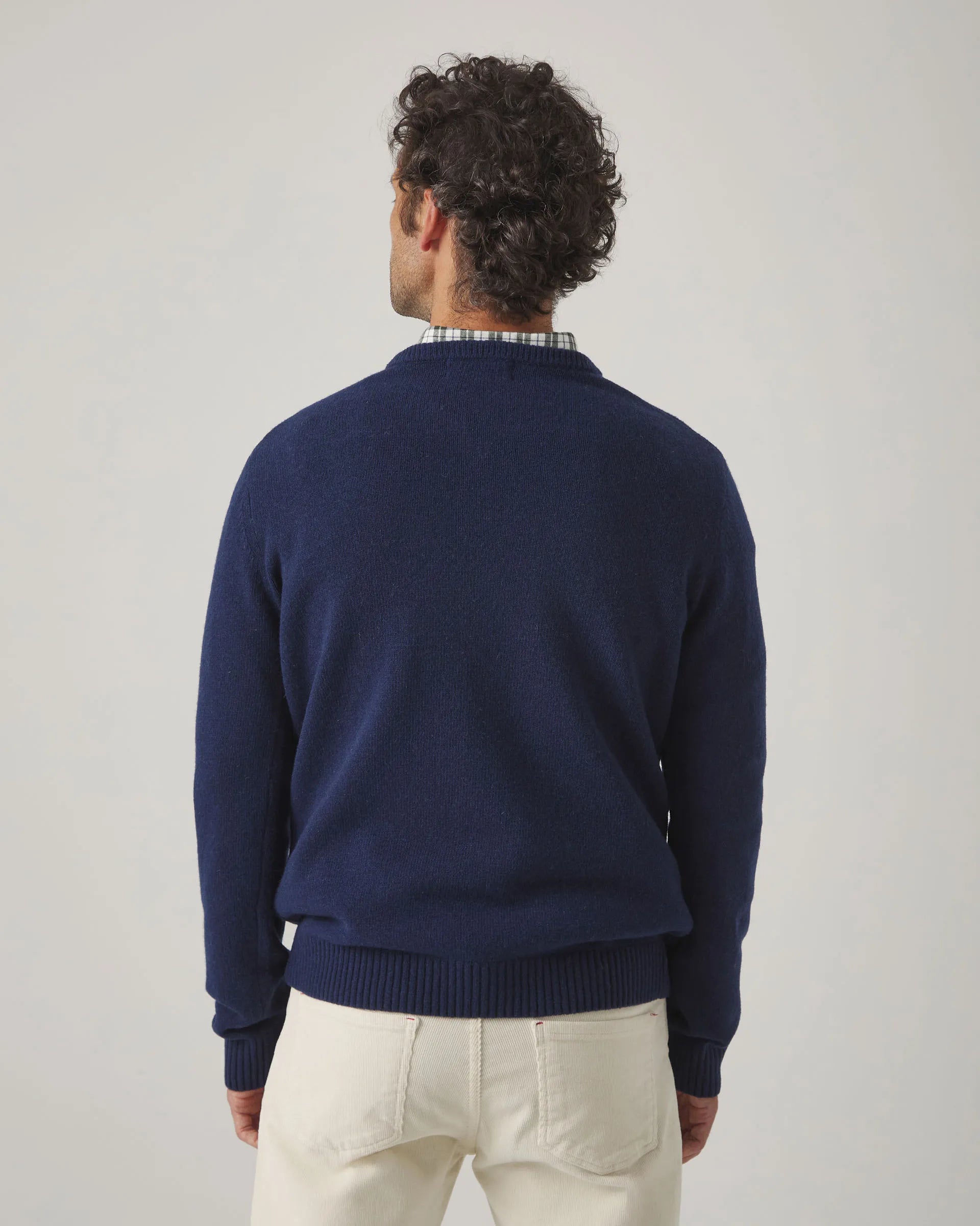 Jersey cuello pico en azul