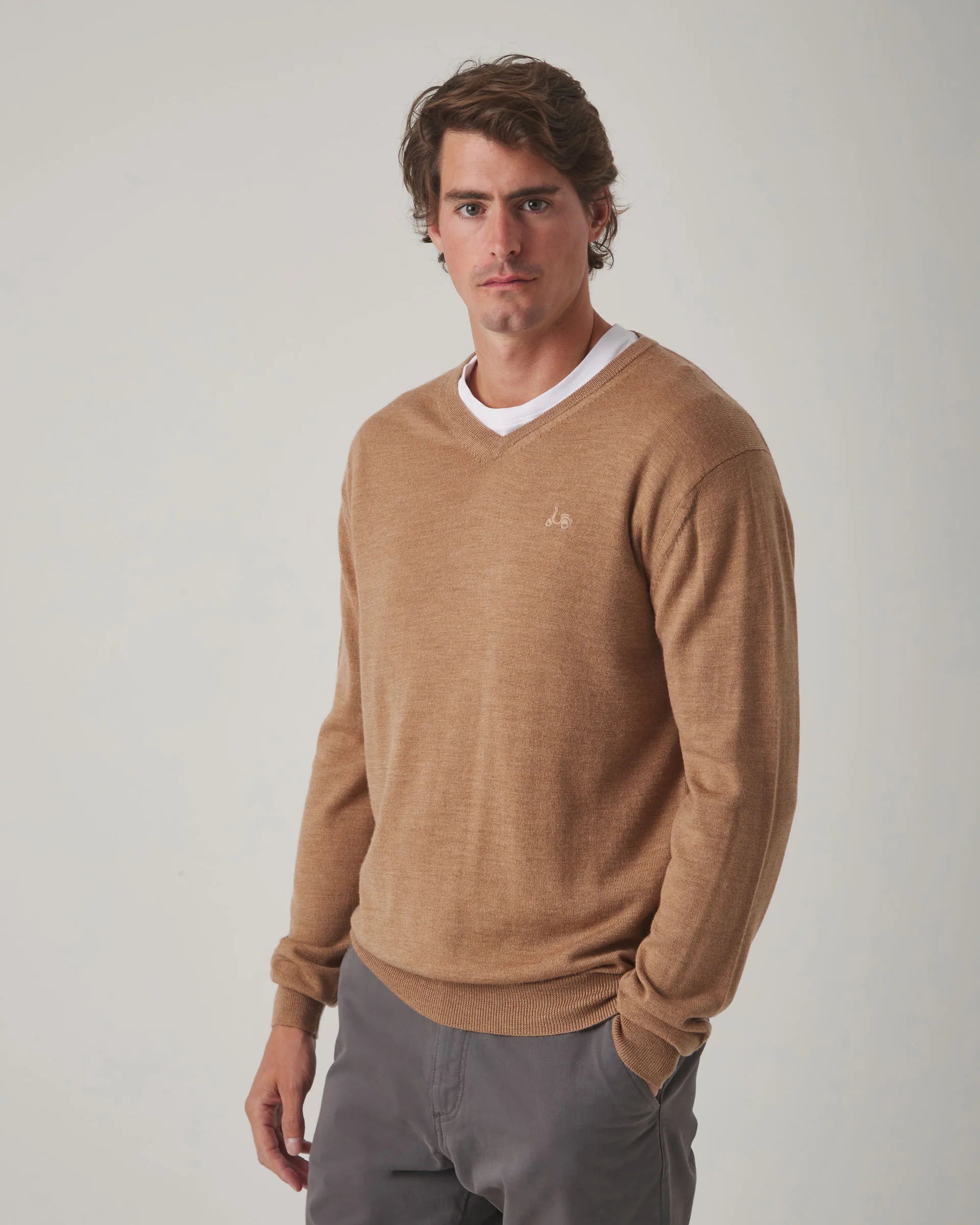 Jersey cuello pico beige