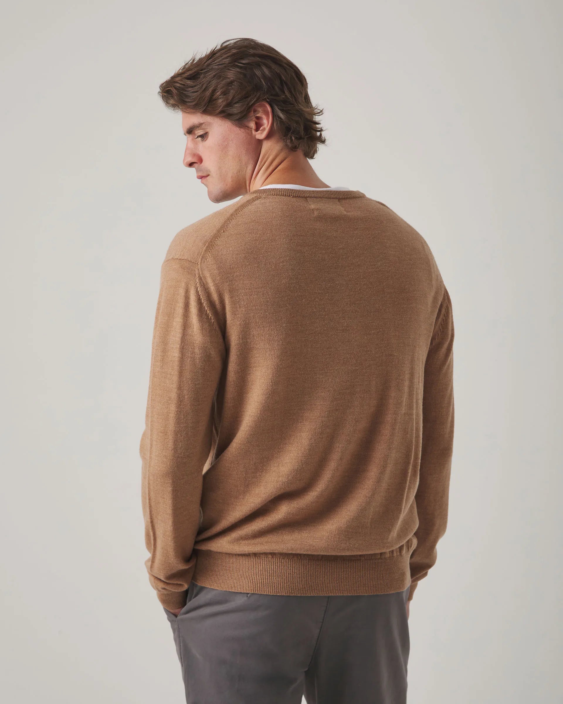 Jersey cuello pico beige