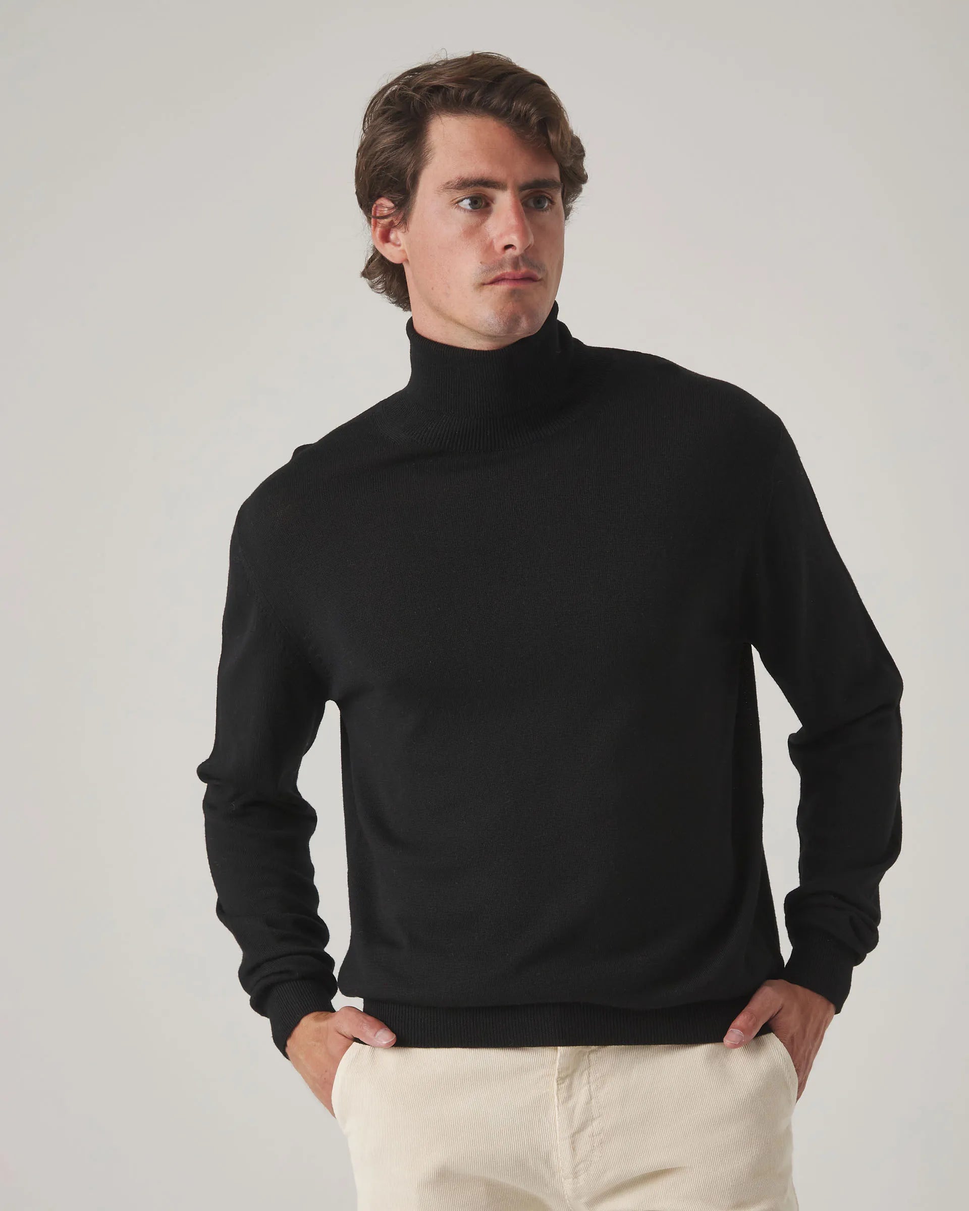 Jersey de cuello alto negro