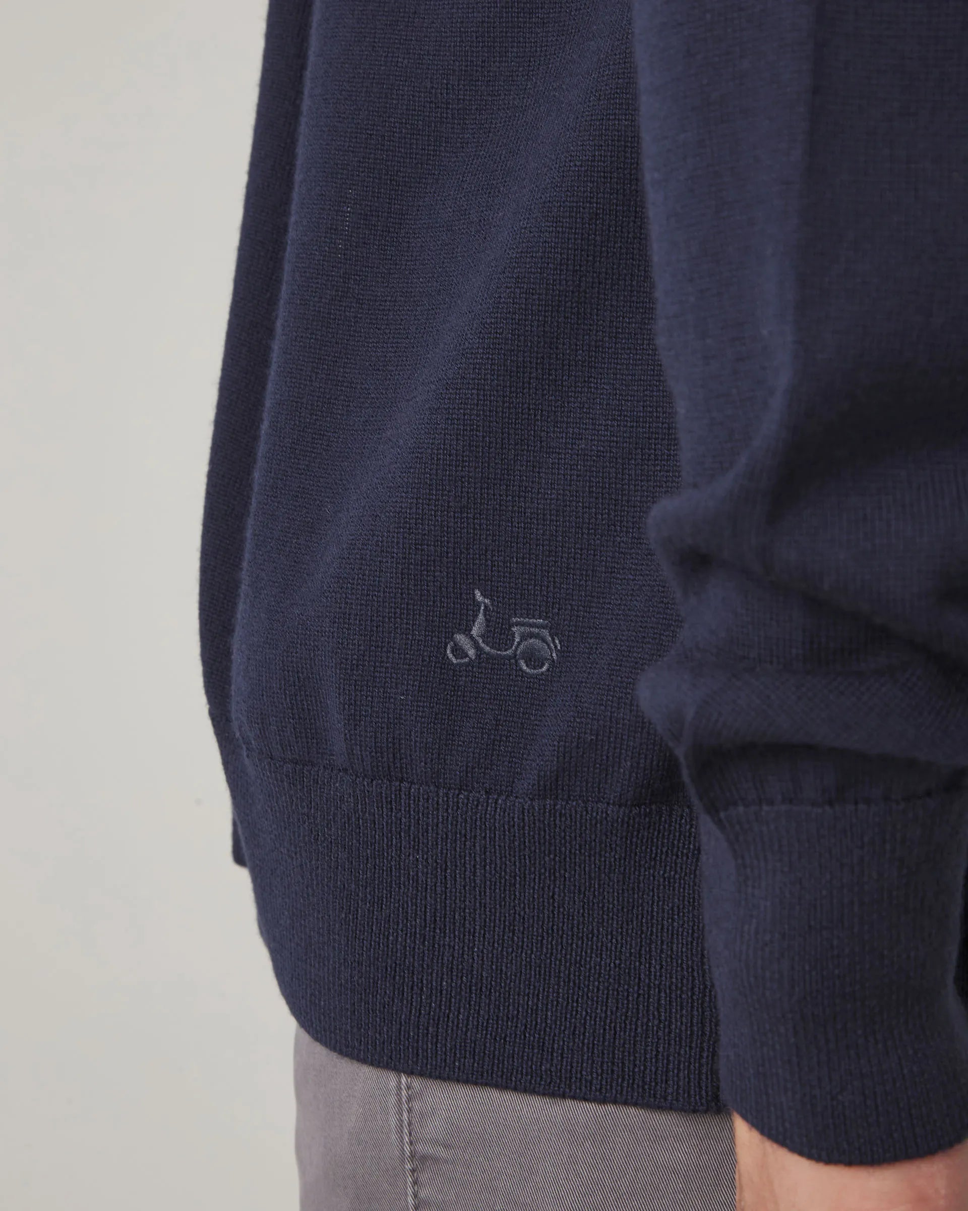 Cárdigan azul marino