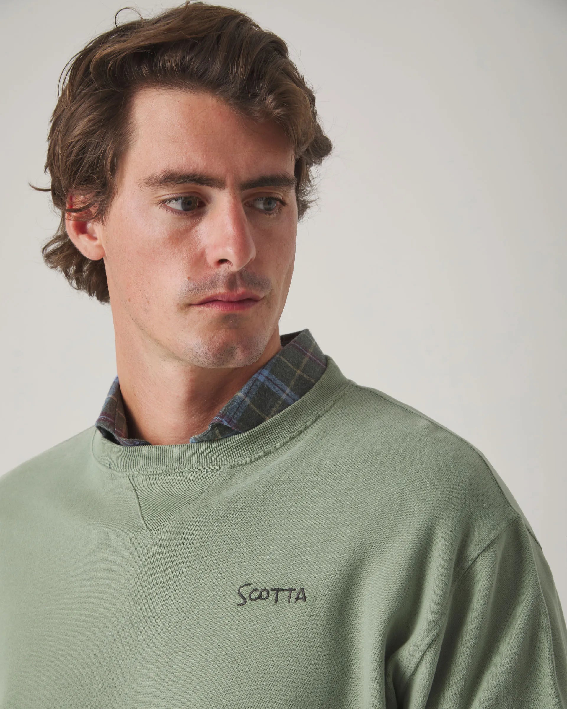 Sudadera en color verde con dibujo