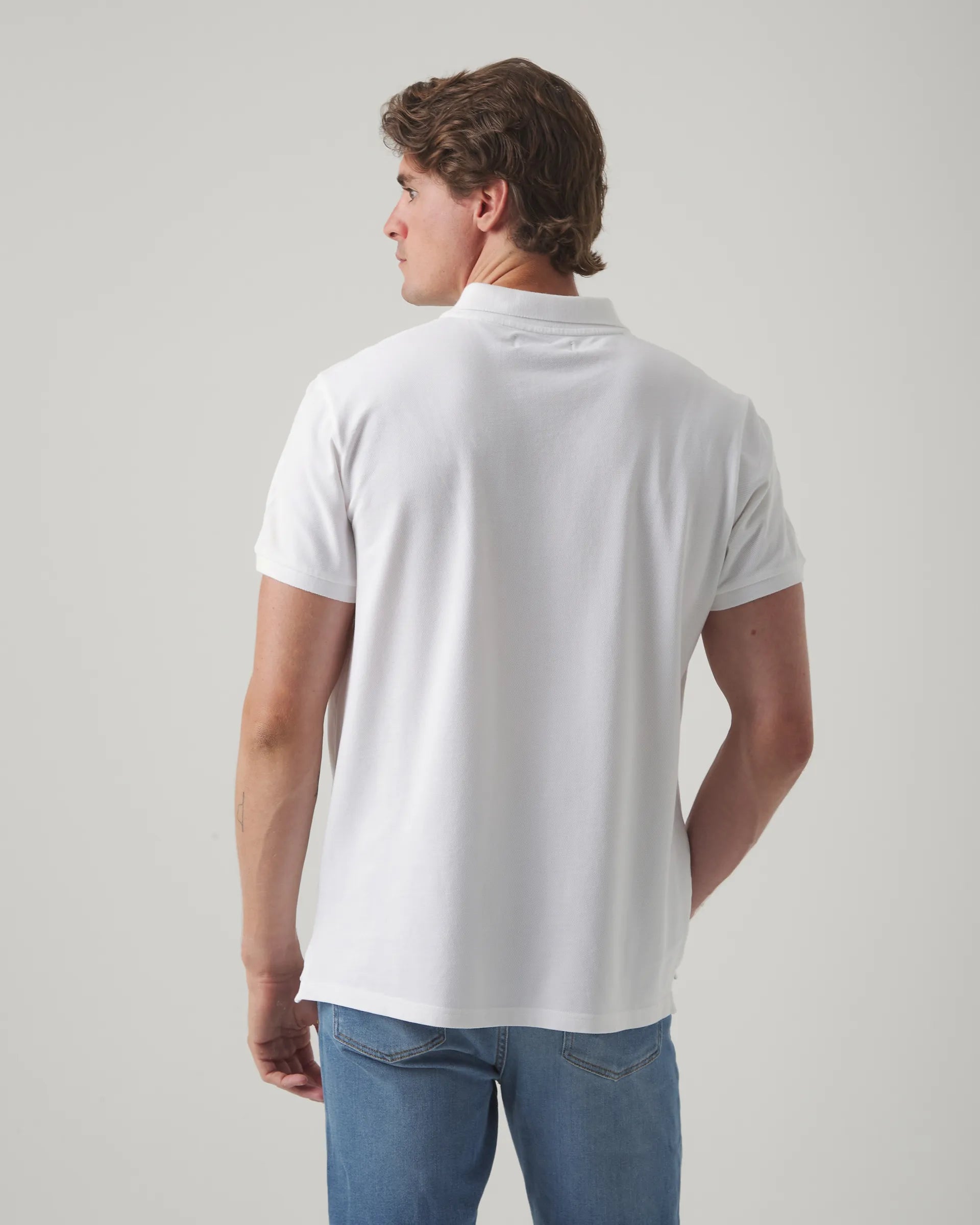 Polo básico blanco hombre