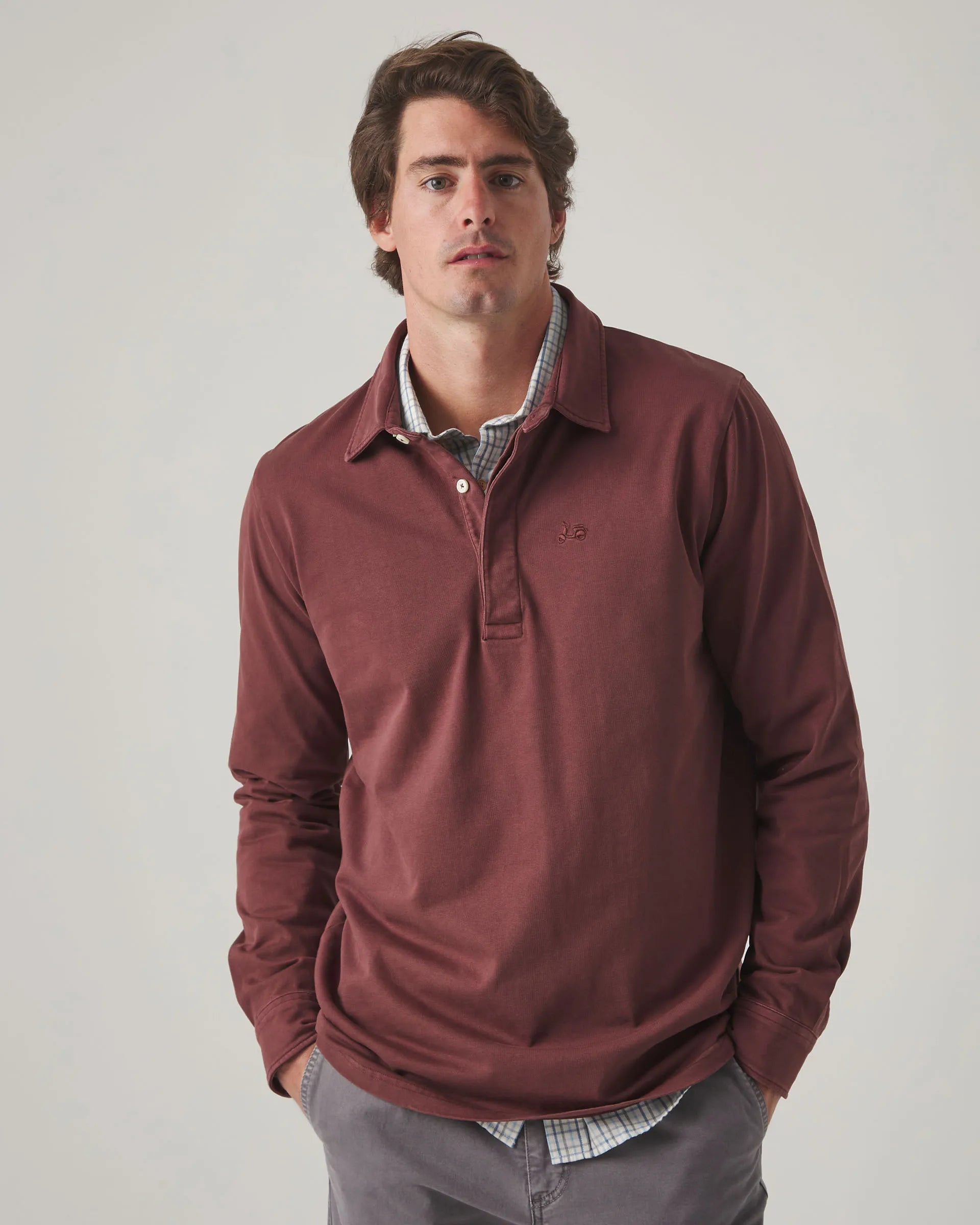 Polo liso burdeos manga larga