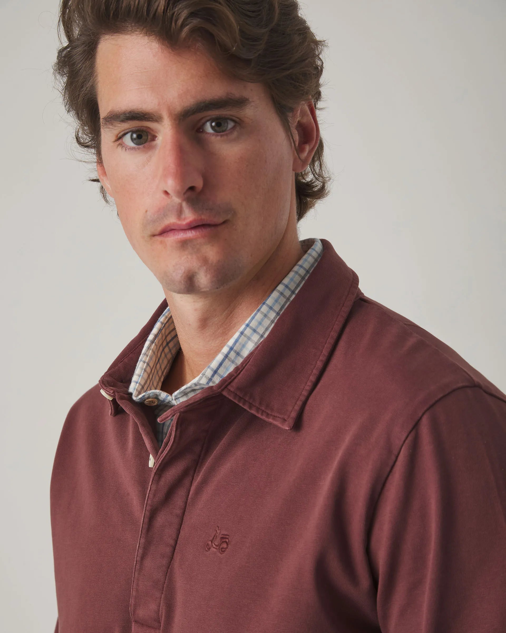 Polo liso burdeos manga larga