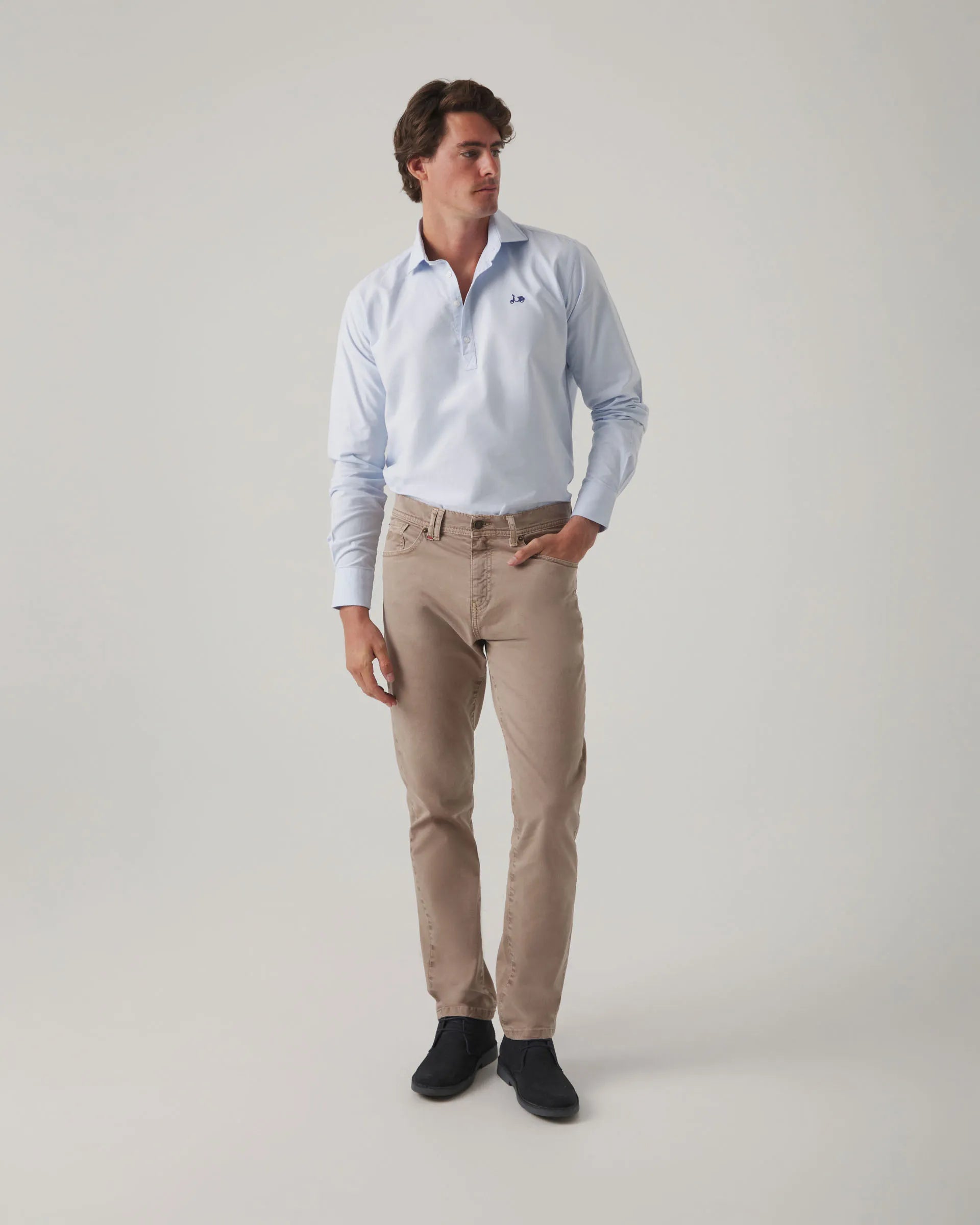 Pantalón vaquero marrón