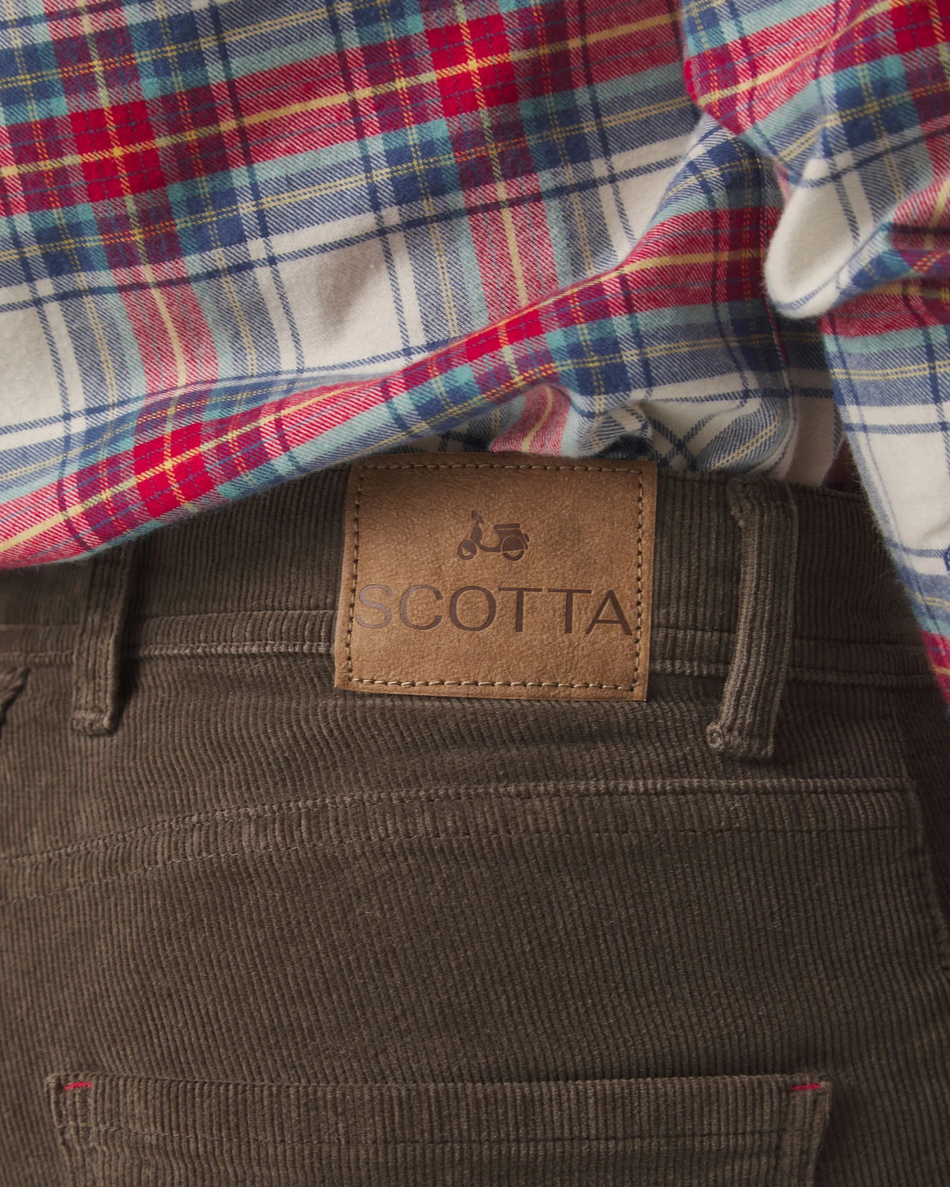 Pantalón de pana hombre