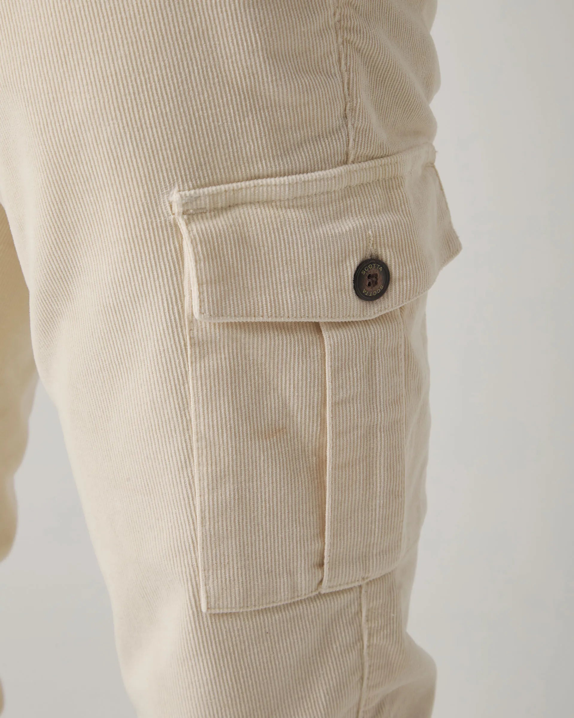 Pantalón brando cargo wood beige