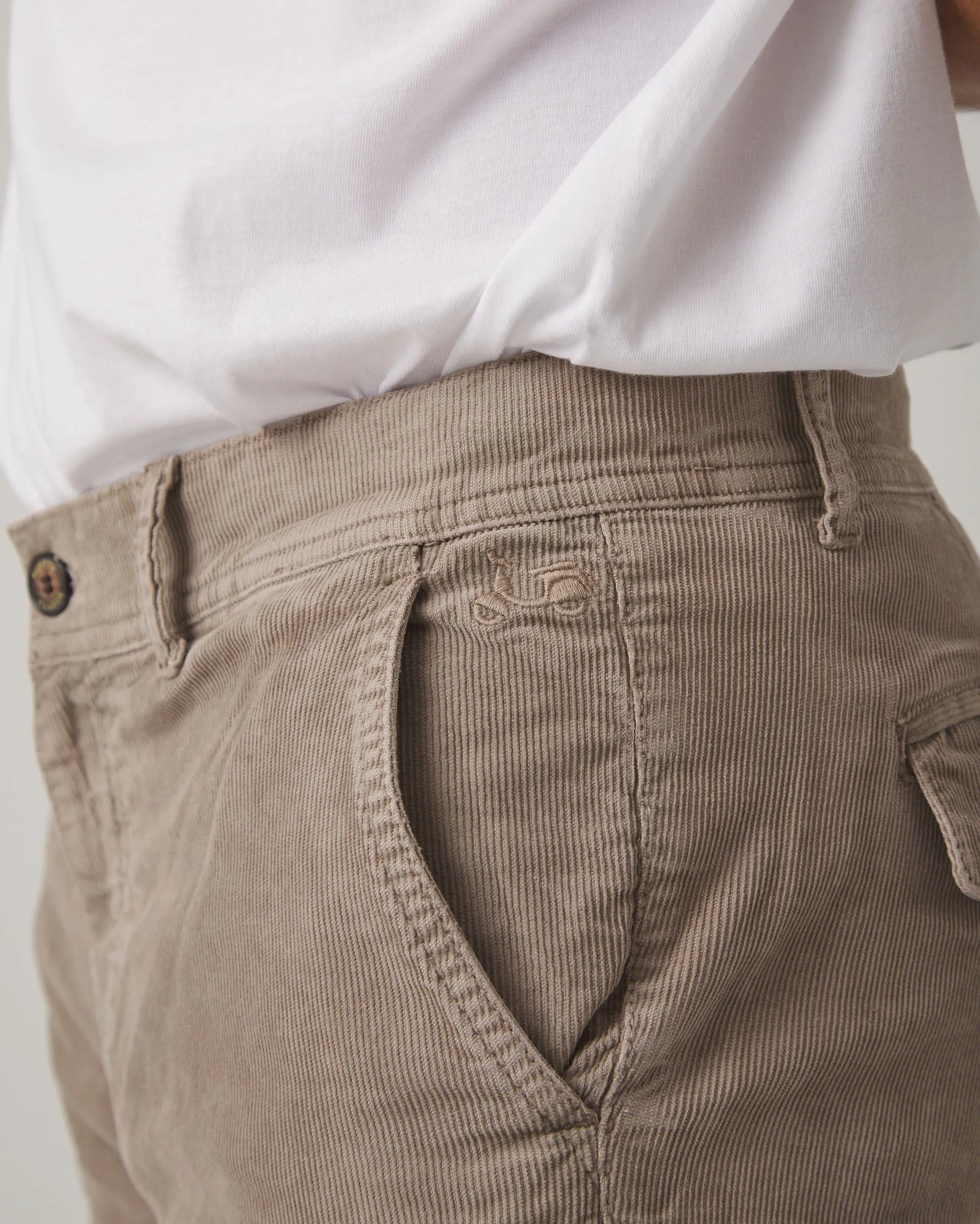 Pantalón brando cargo wood topo