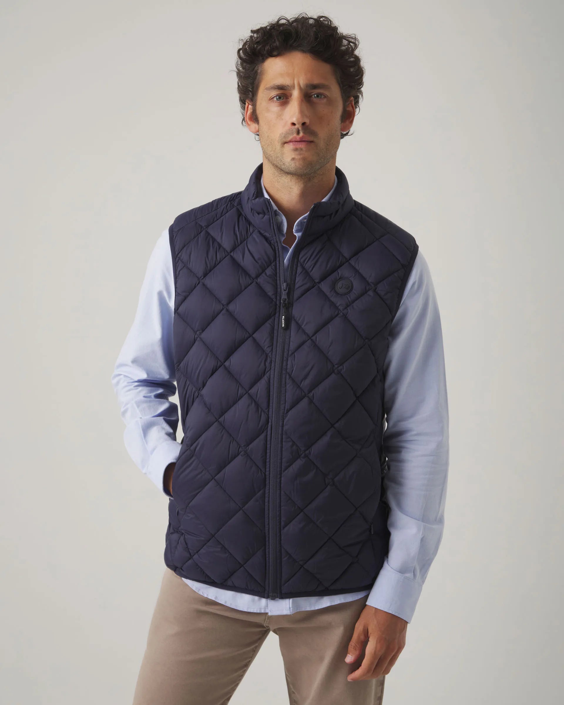 Chaleco azul marino acolchado