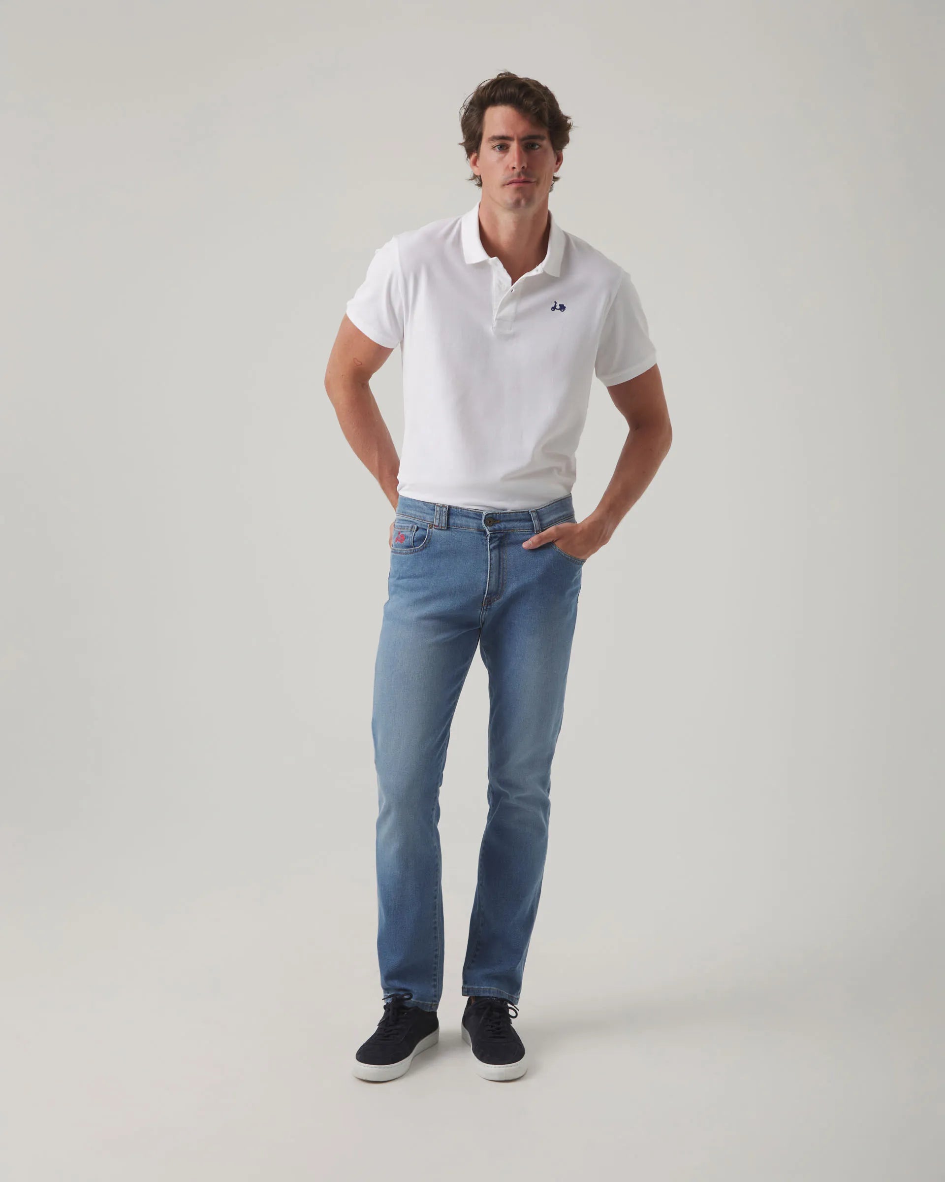 Pantalón vaquero claro