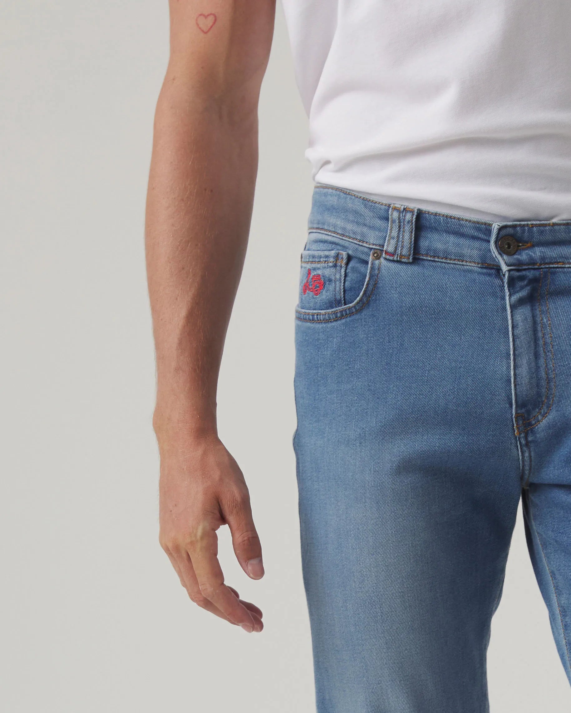 Pantalón vaquero claro