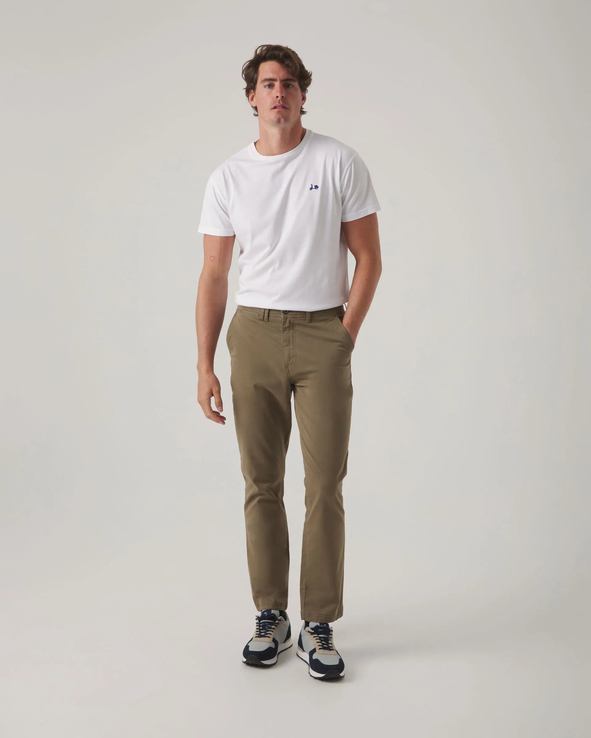 Pantalón chino verde khaki