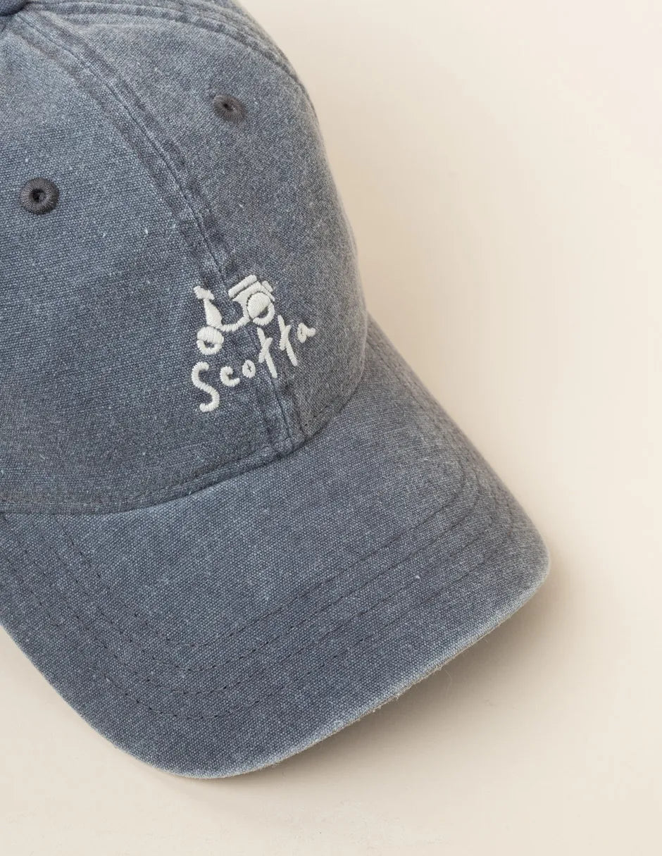 Gorra azul marino efecto lavado