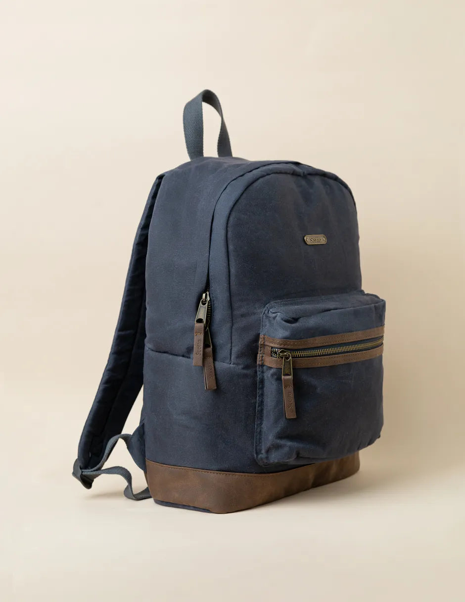 Mochila de tela azul marino