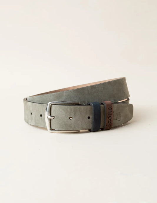 Cinturón de piel verde