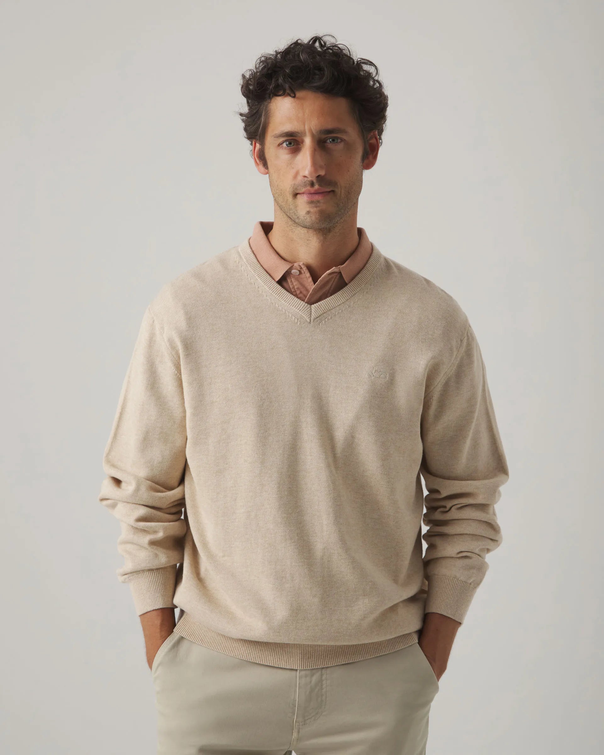 Jersey de pico beige con logo