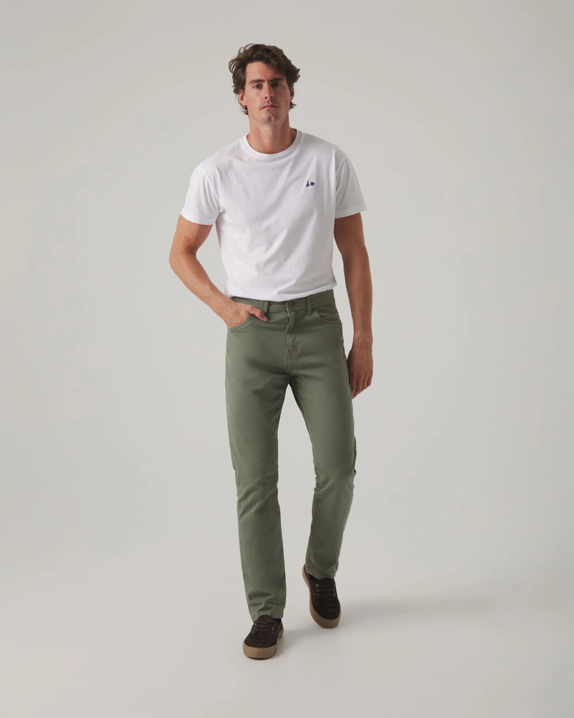 Pantalón 5 bolsillos verde khaki