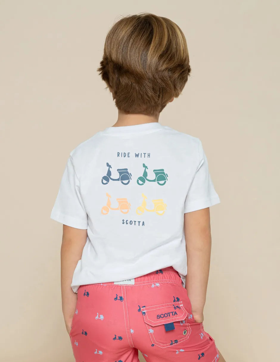 Camiseta niño con dibujo en la espalda
