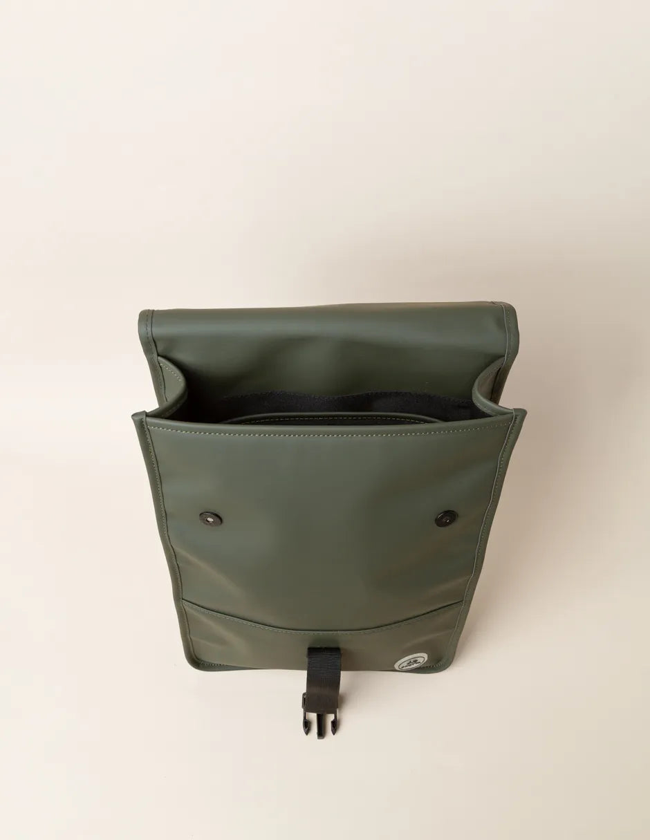 Mochila verde khaki con logo