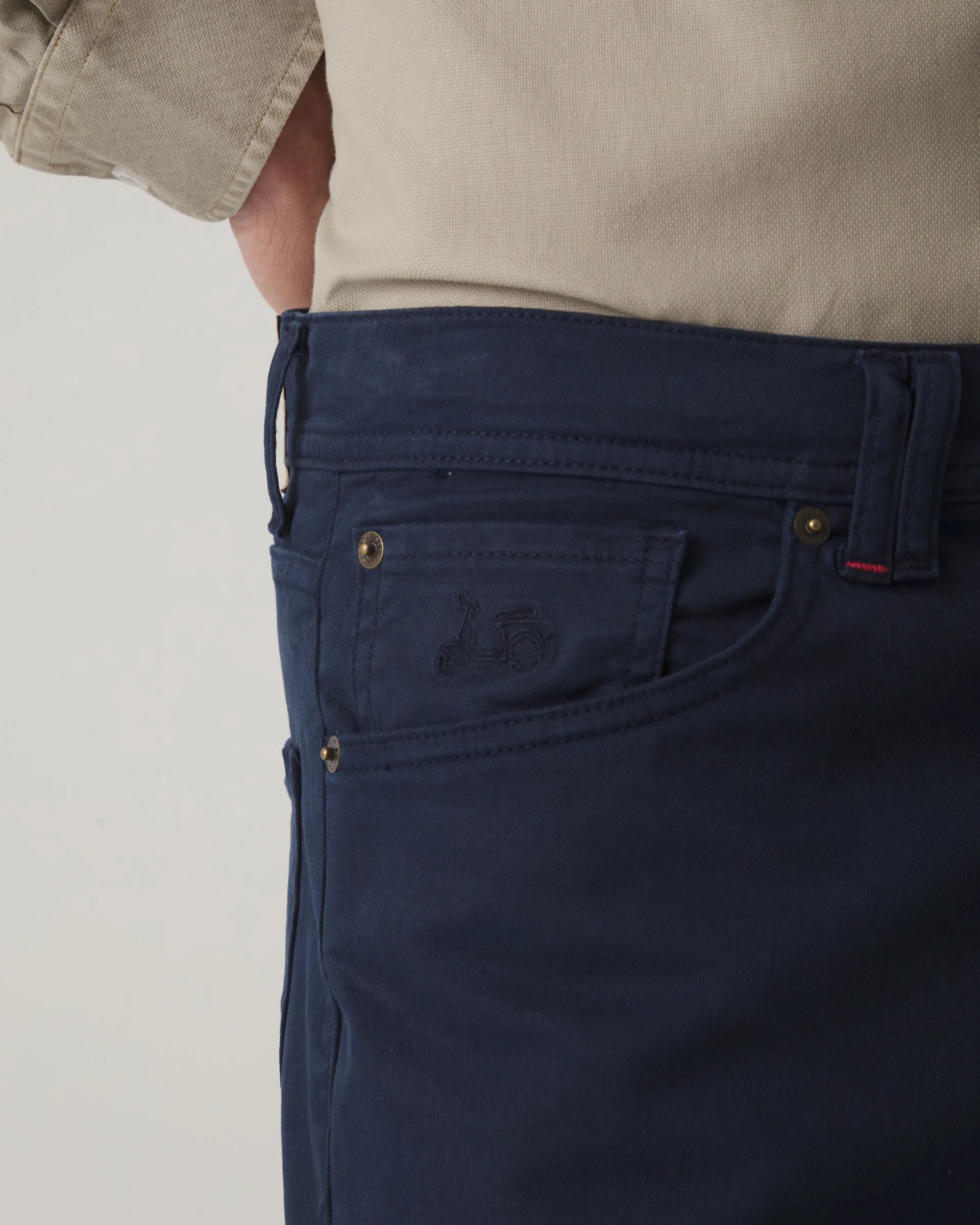 Pantalón 5 bolsillos marino