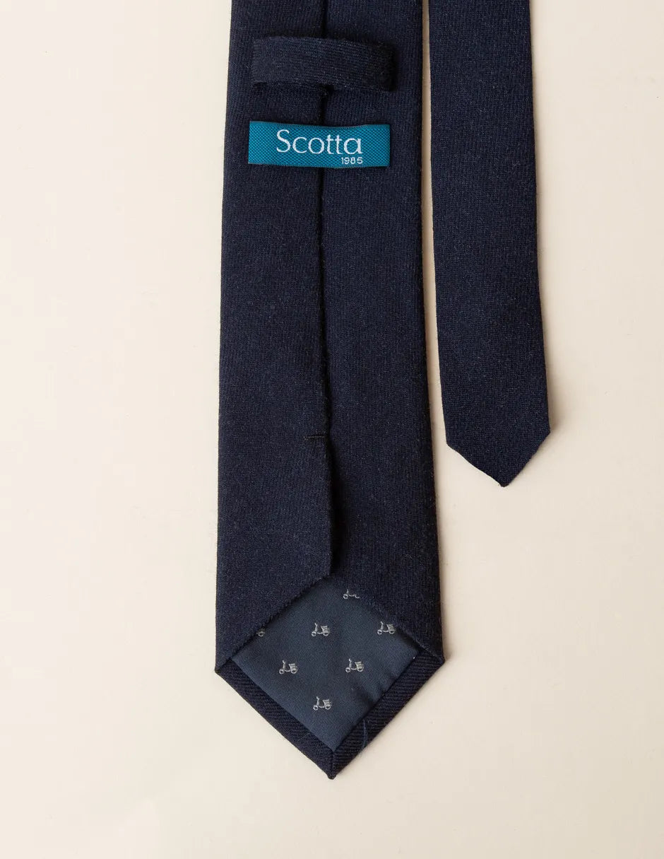 Corbata lana azul marino