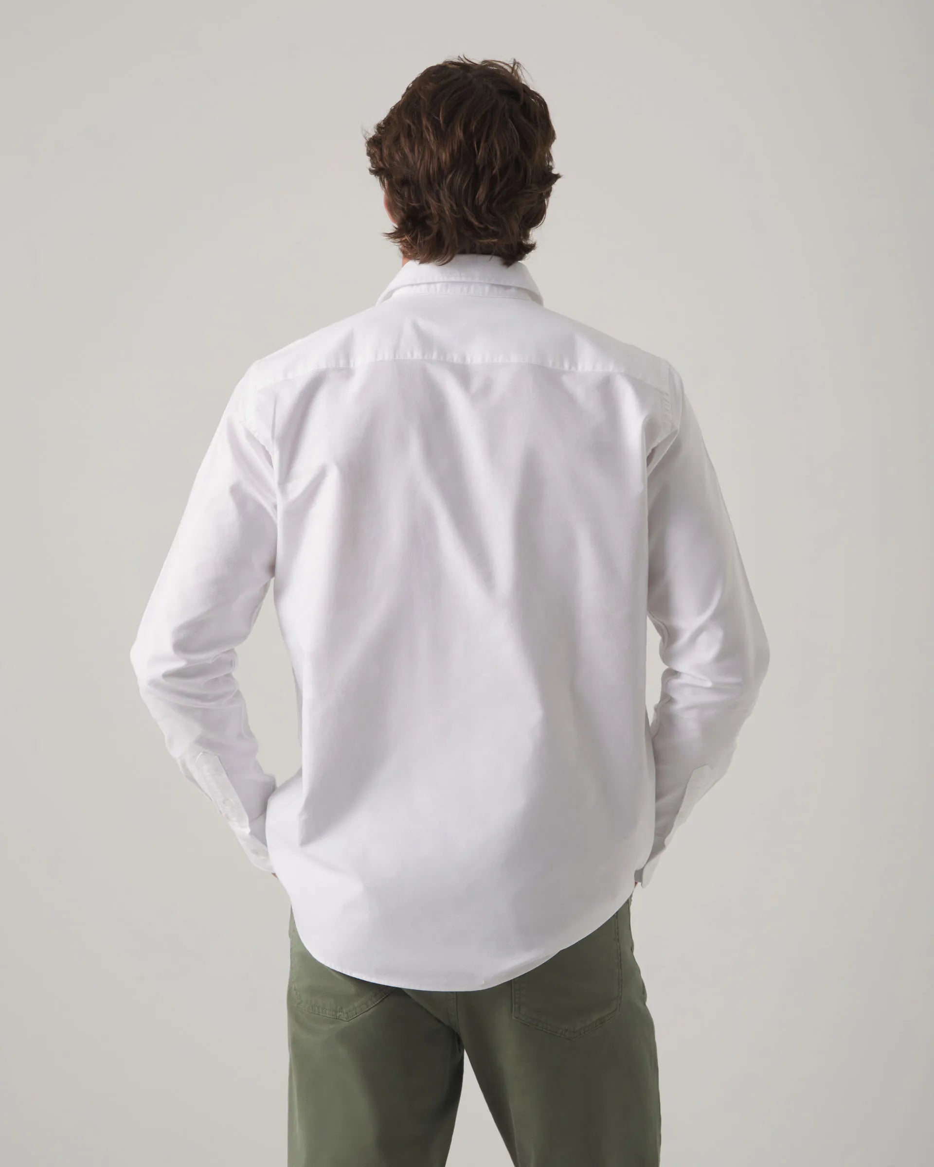 Camisa de hombre polera blanca
