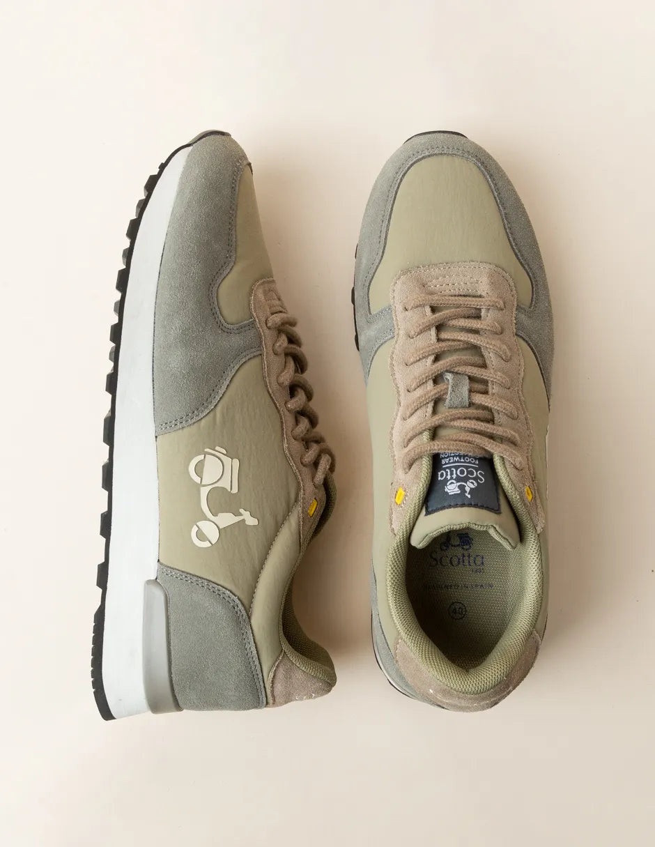Zapatillas deportivas verde y gris