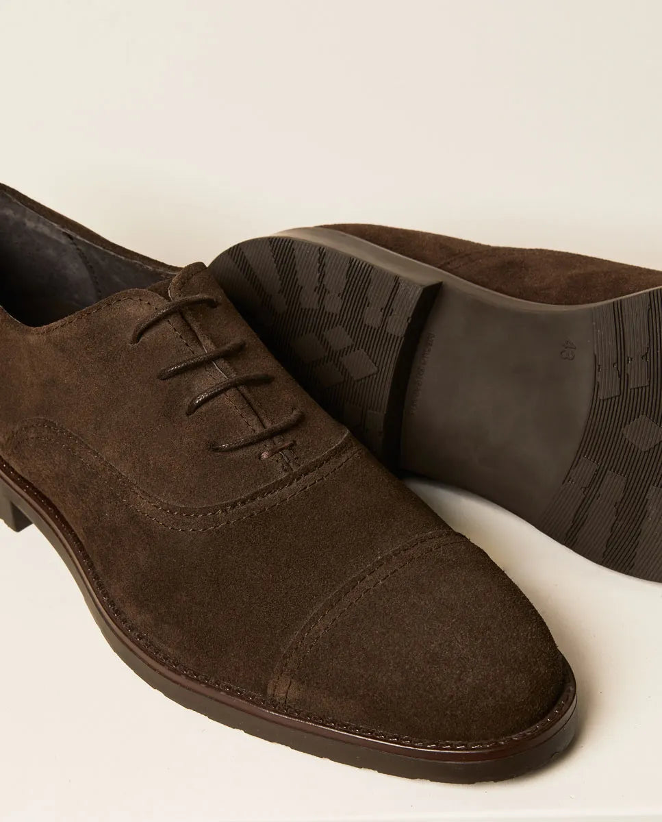 Zapato cordones marrón de serraje