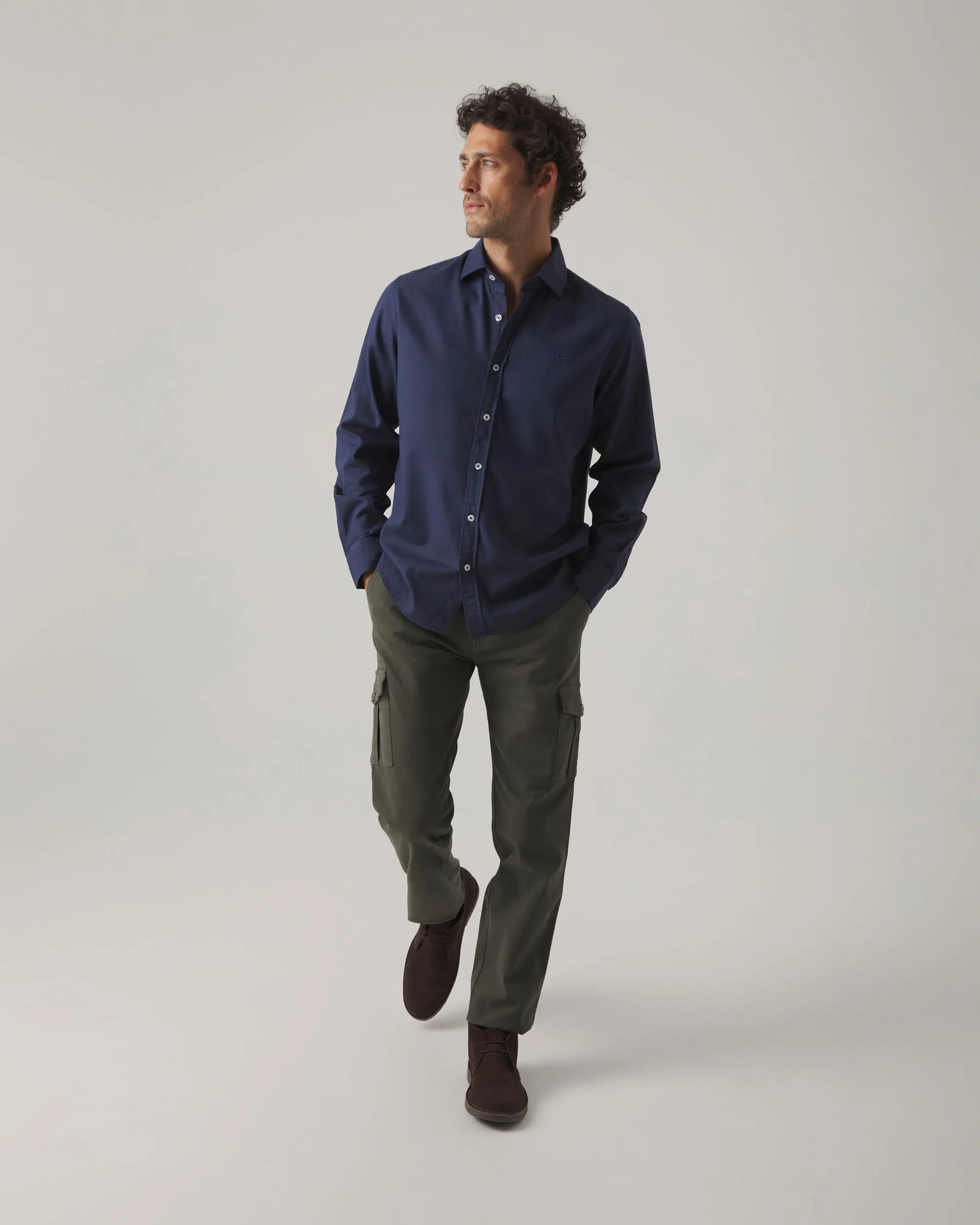 Camisa azul marino