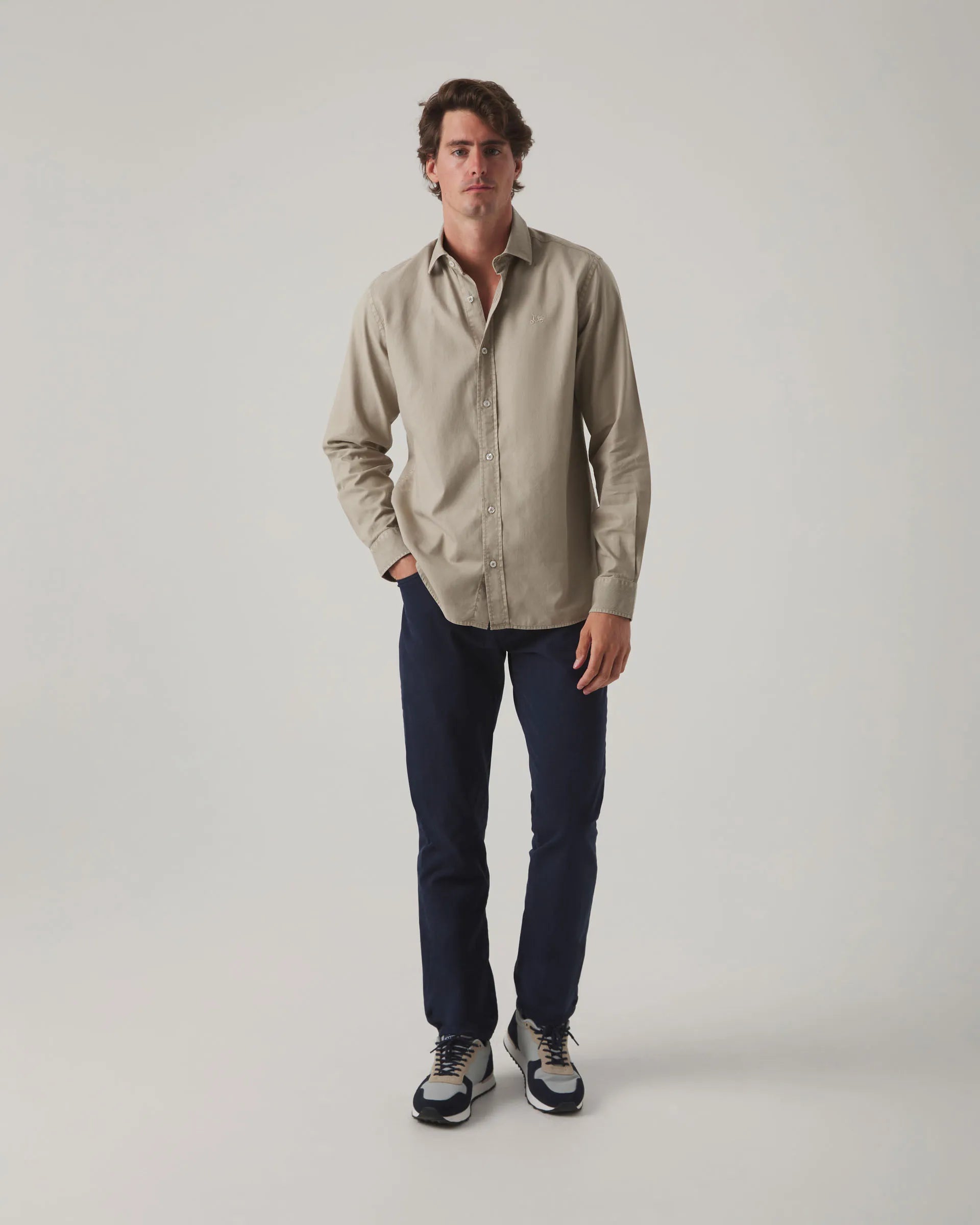 Camisa de algodón marrón