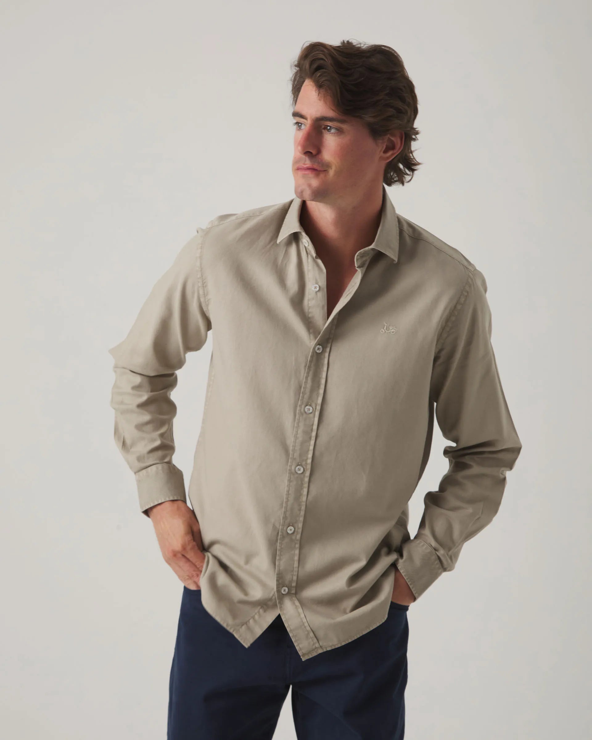 Camisa de algodón marrón
