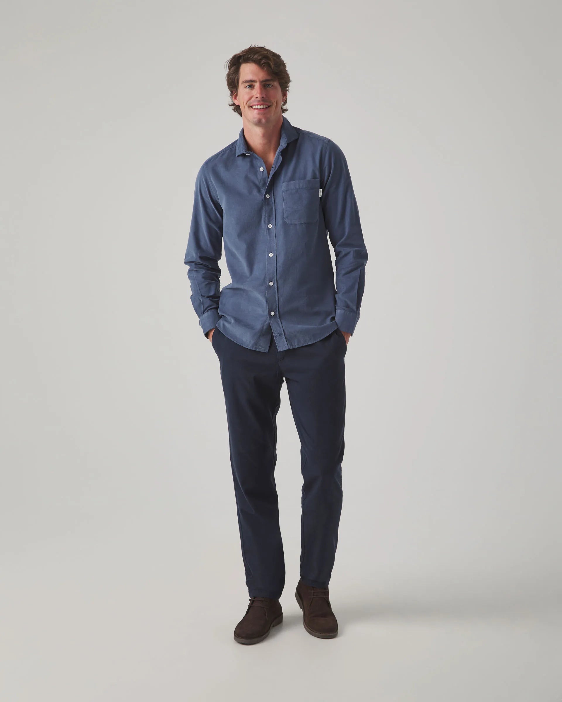 Camisa azul marino micropana