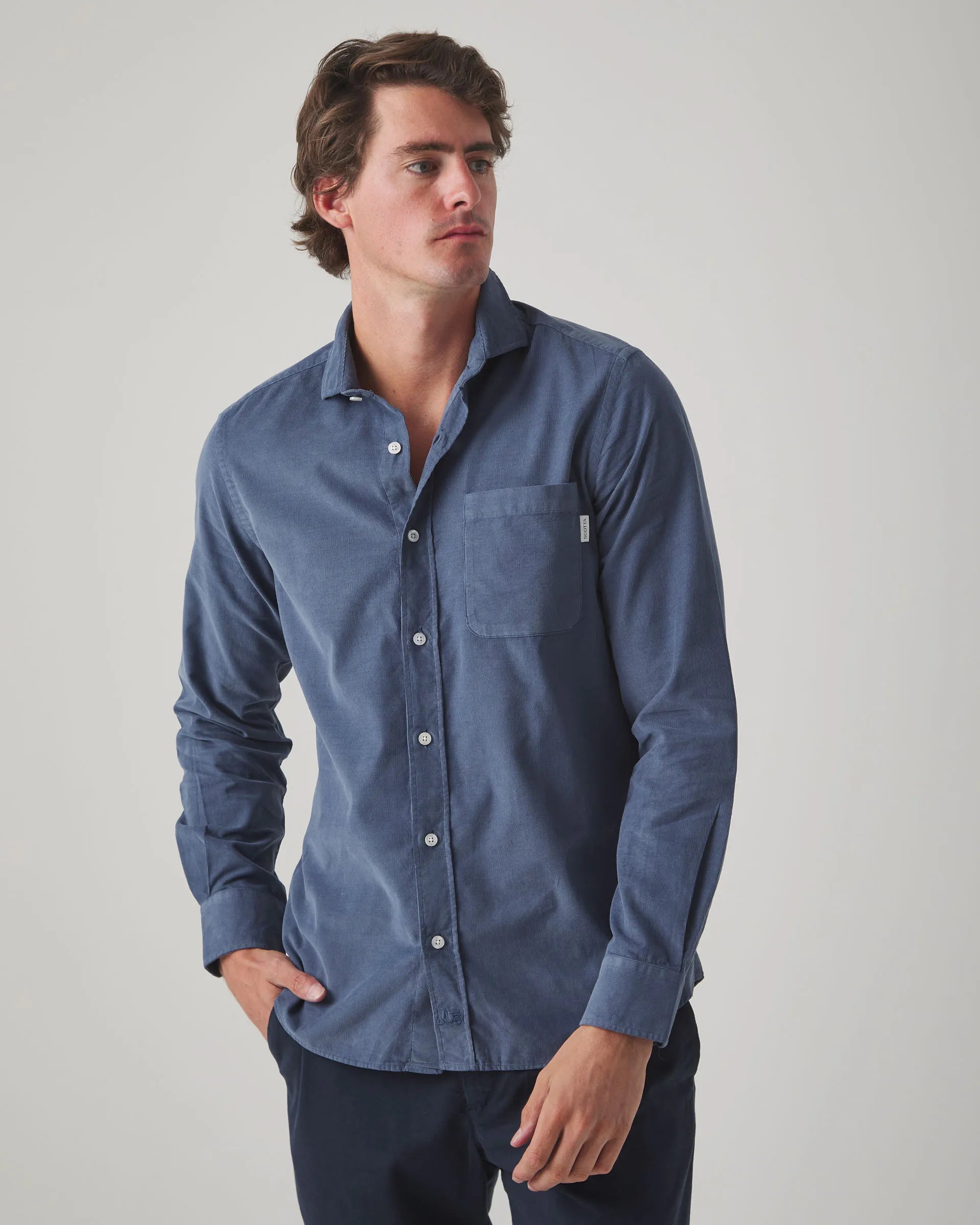 Camisa azul marino micropana