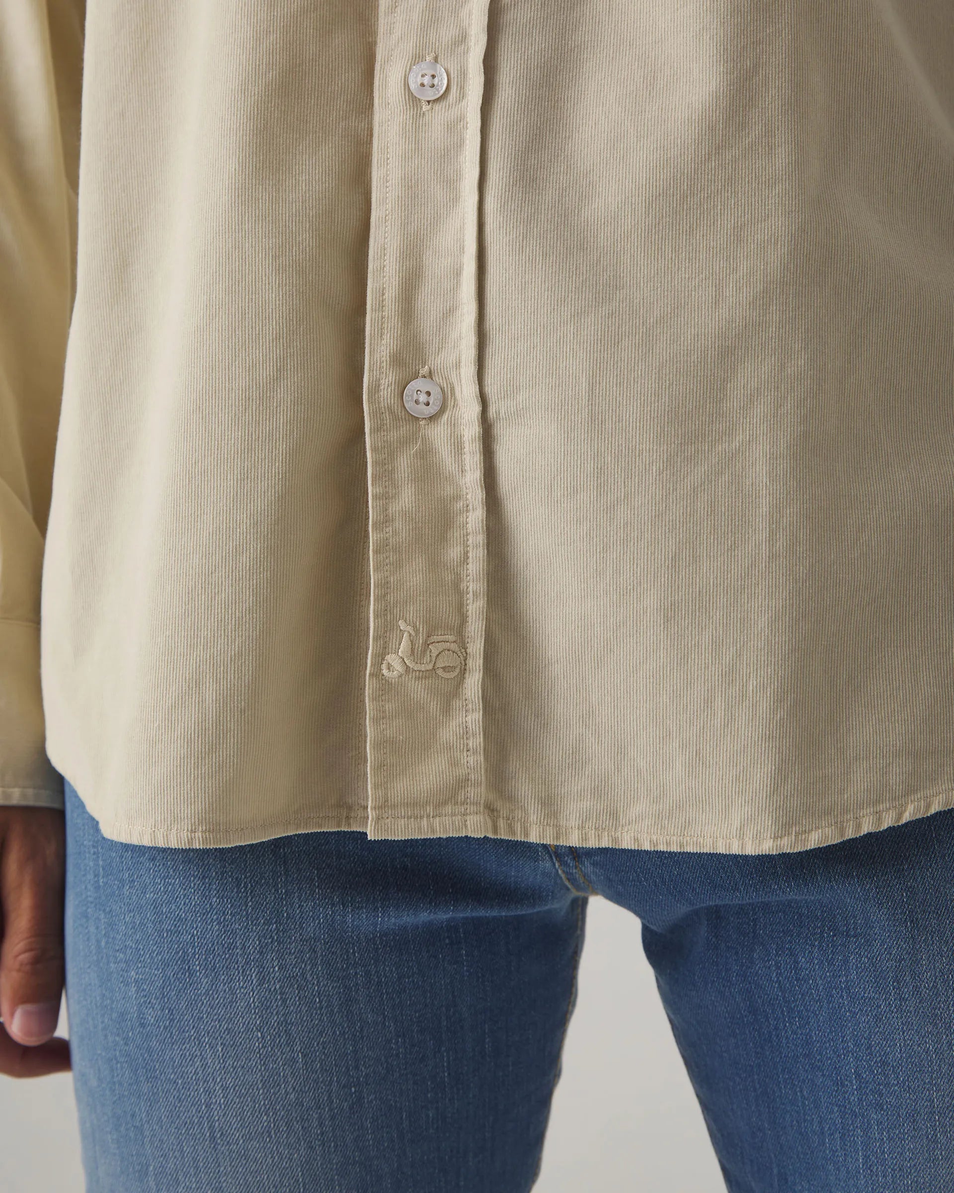 Camisa beige micropana 