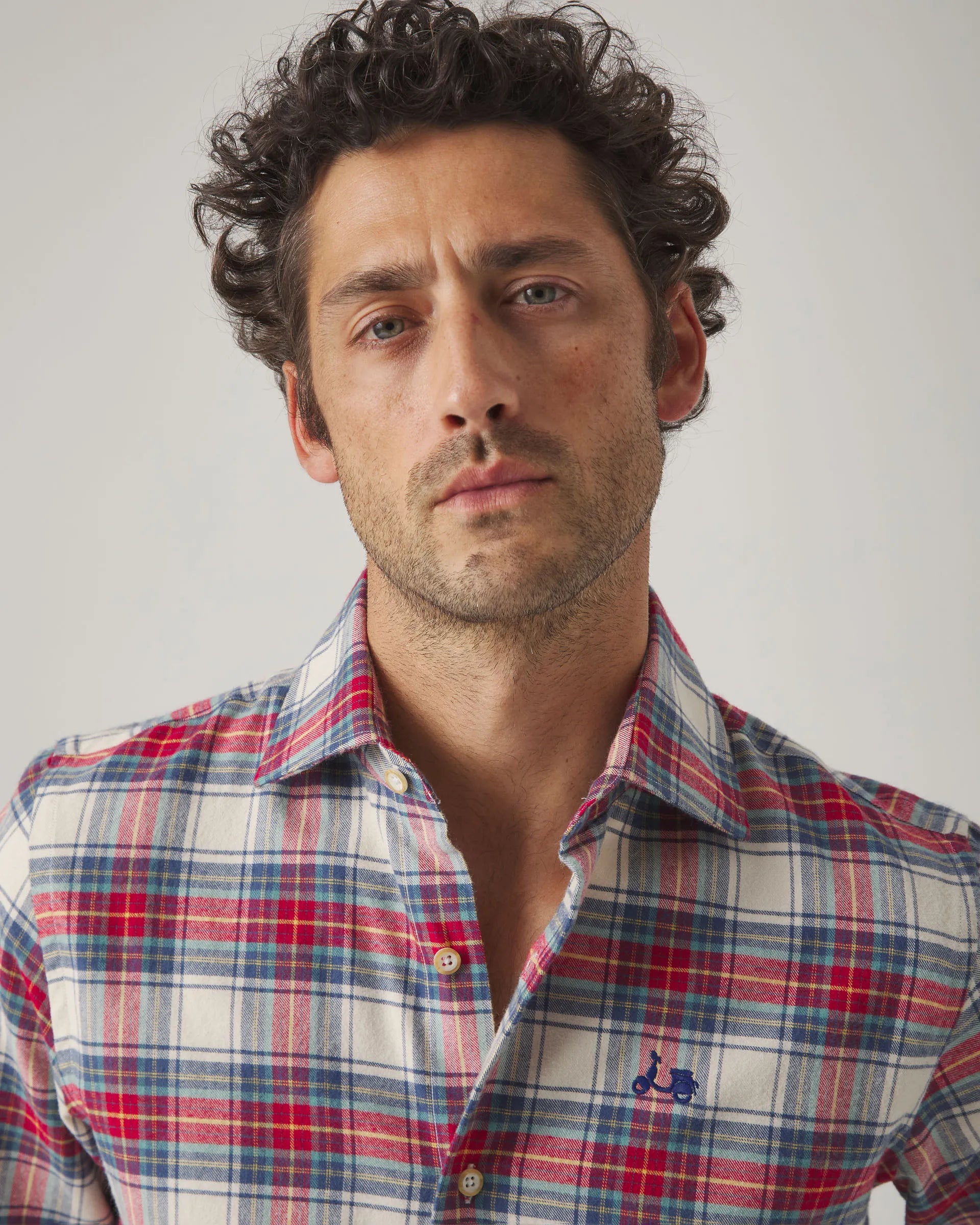 Camisa de cuadros en crudo