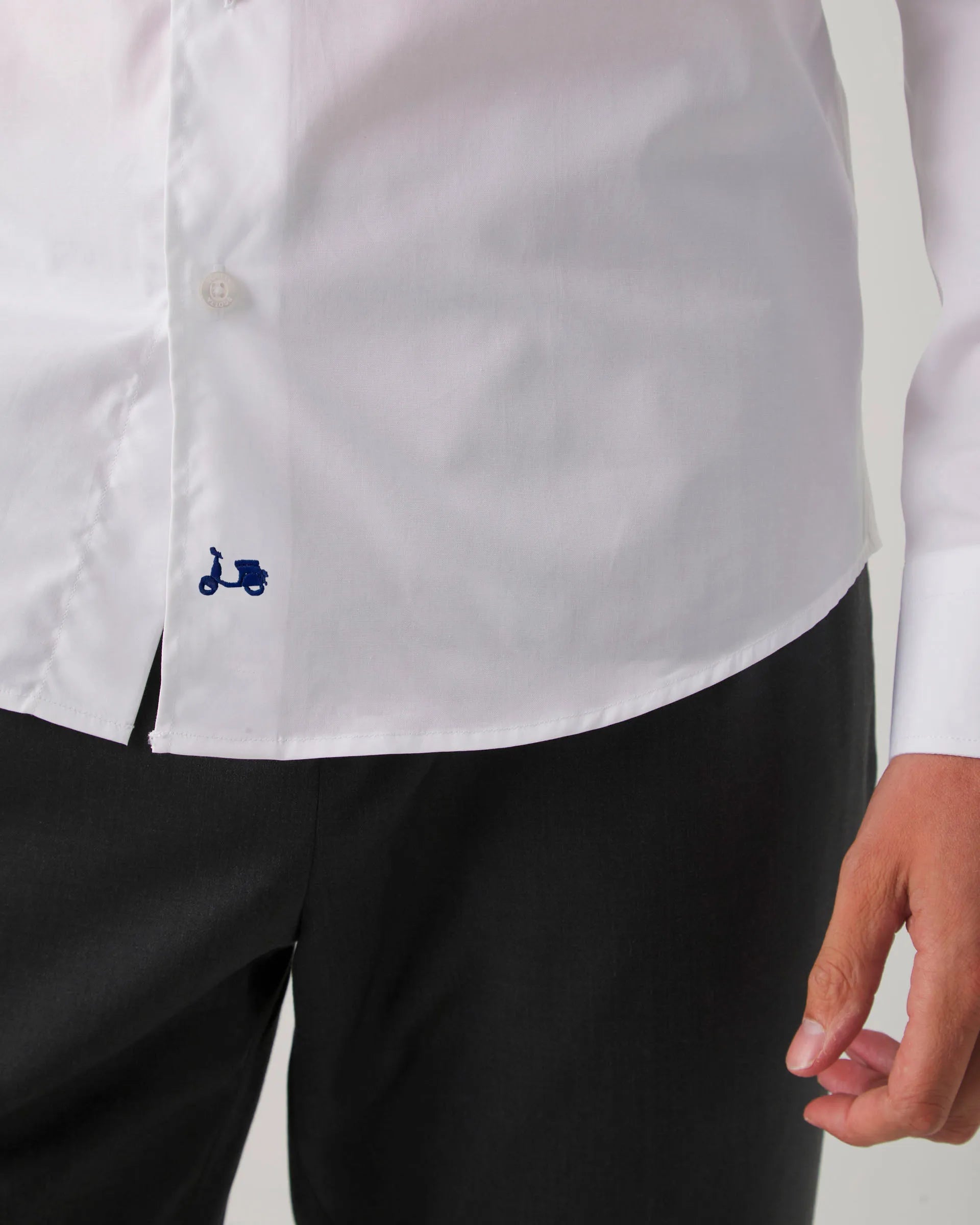 Camisa clásica blanca