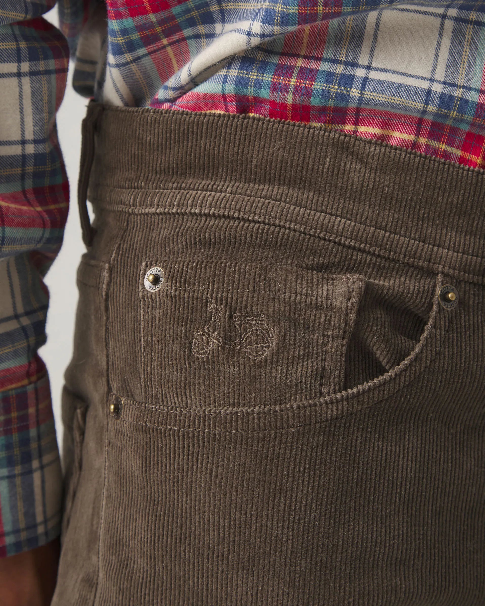 Pantalón Cooper Wood 5 Bolsillos Khaki
