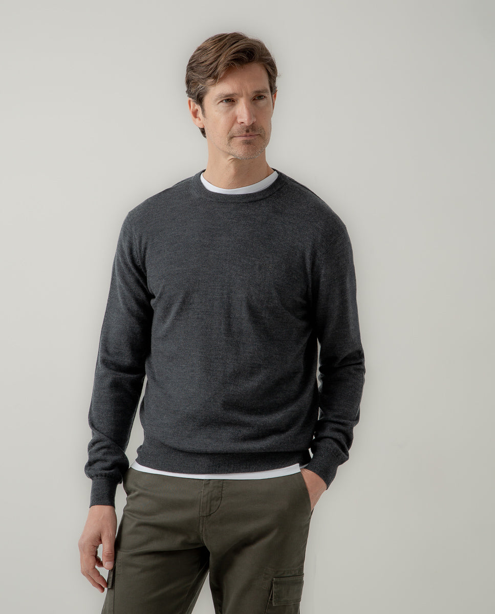 Jersey crew neck merino gris oscuro | SCOTTA