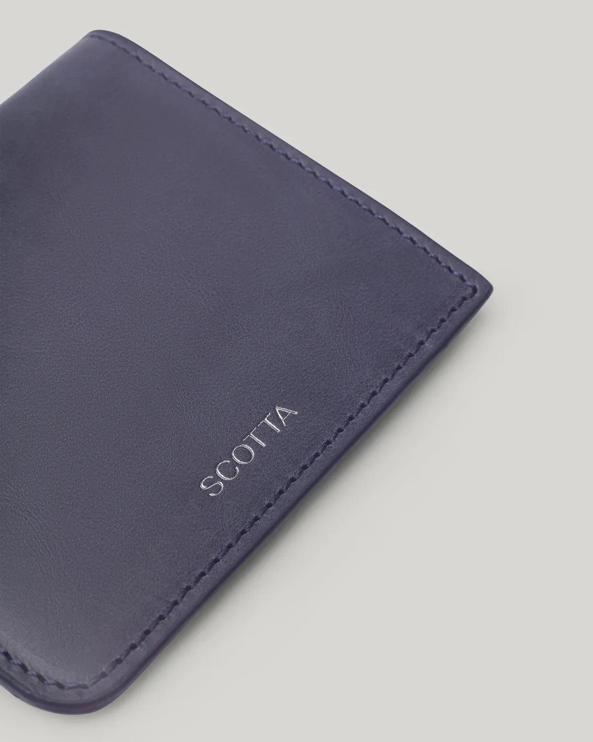 Cartera piel mate marino